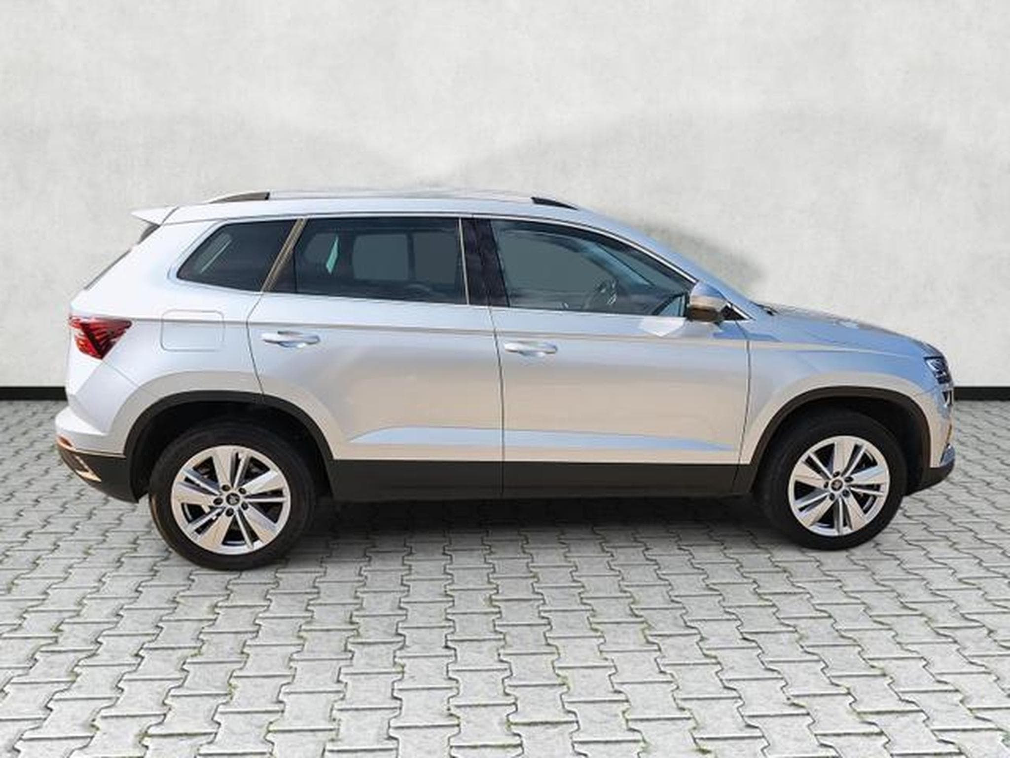 Skoda Karoq Selection (2025) - Photo 8