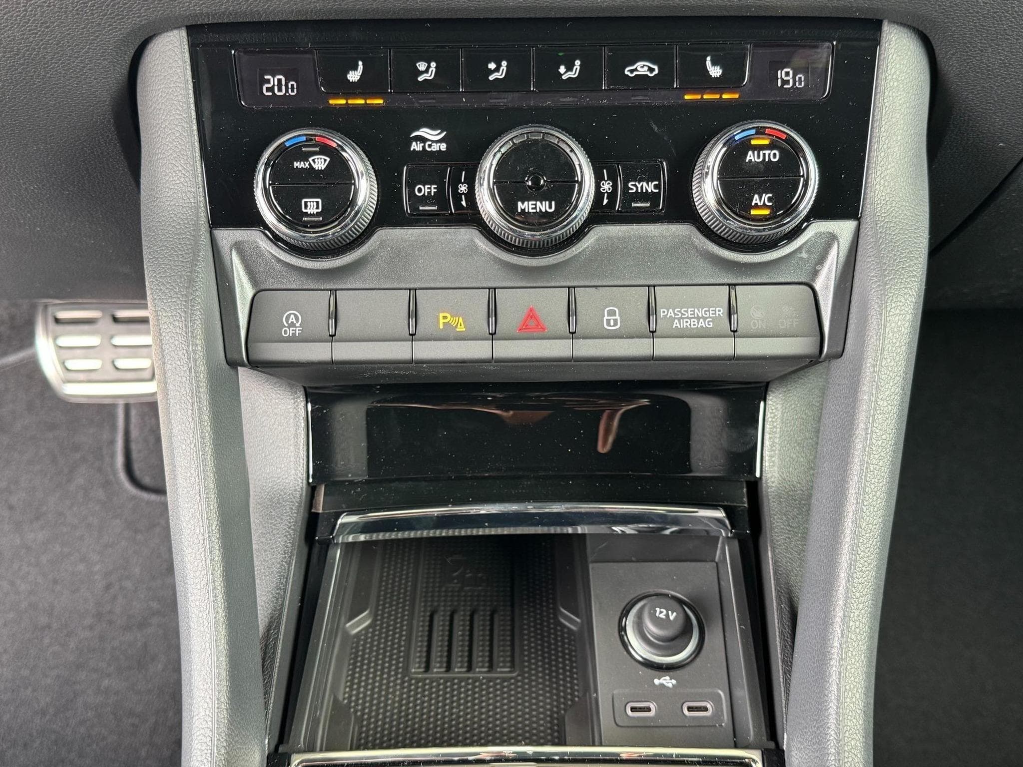 Skoda Karoq Sportline (2026) - Photo 15