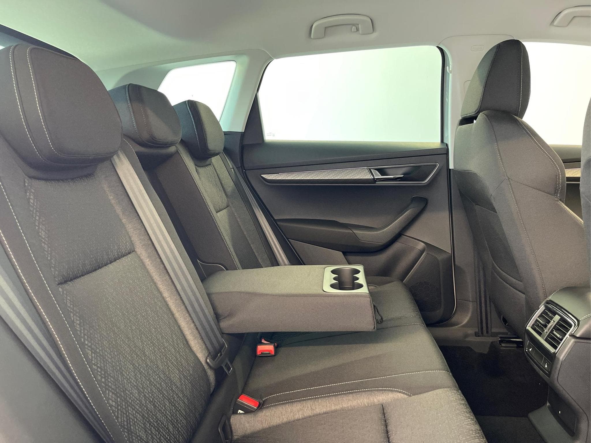 Skoda Karoq Selection (2026) - Photo 15