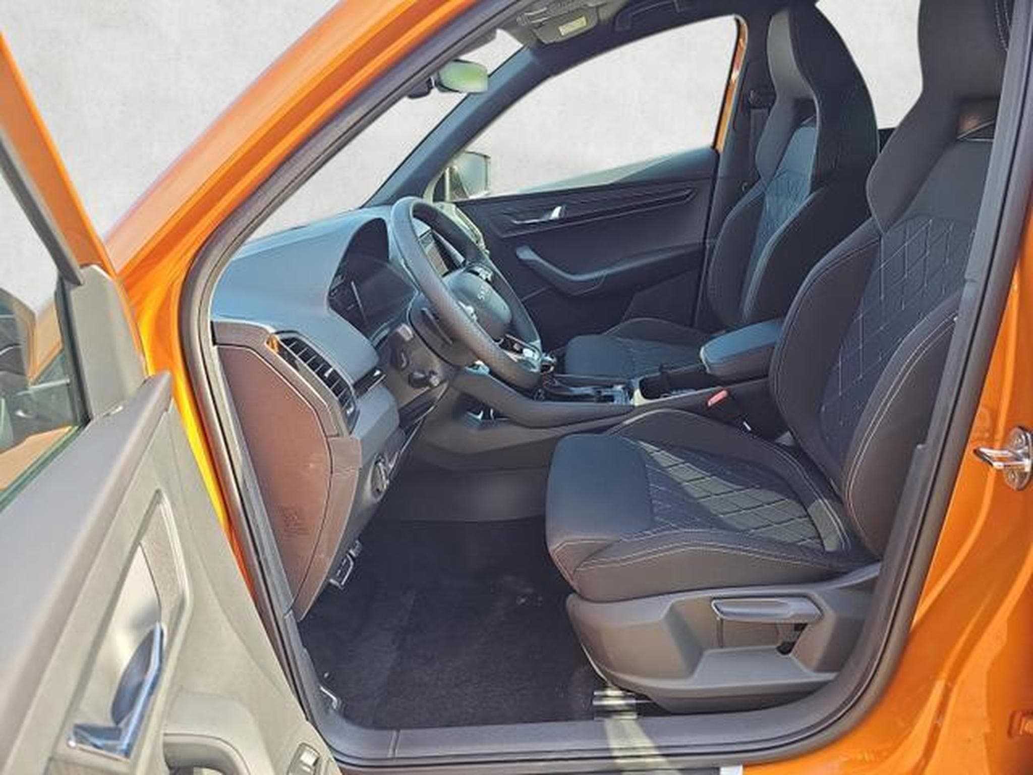 Skoda Karoq Sportline (2026) - Photo 9