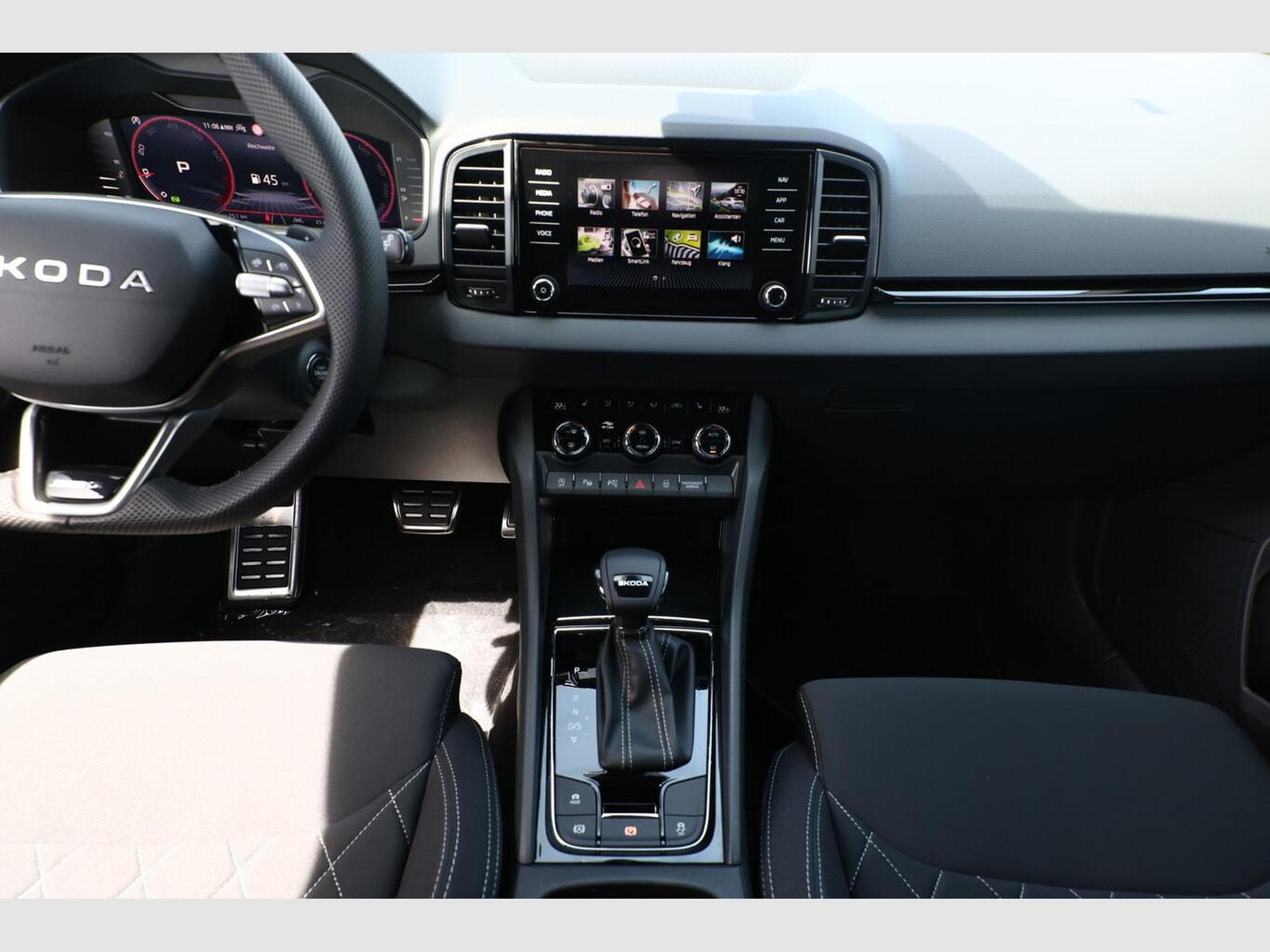 Skoda Karoq Sportline (2026) - Photo 8