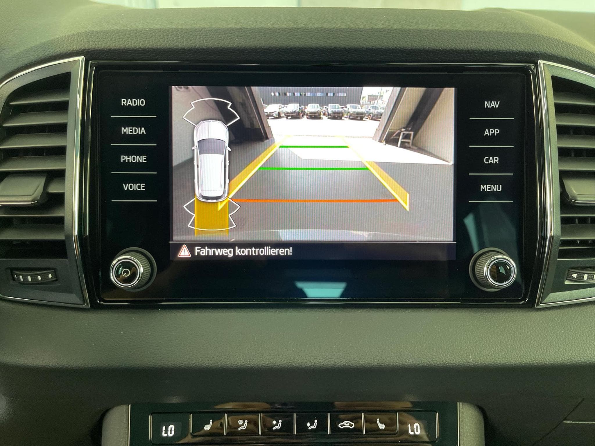 Skoda Karoq Selection (2026) - Photo 20