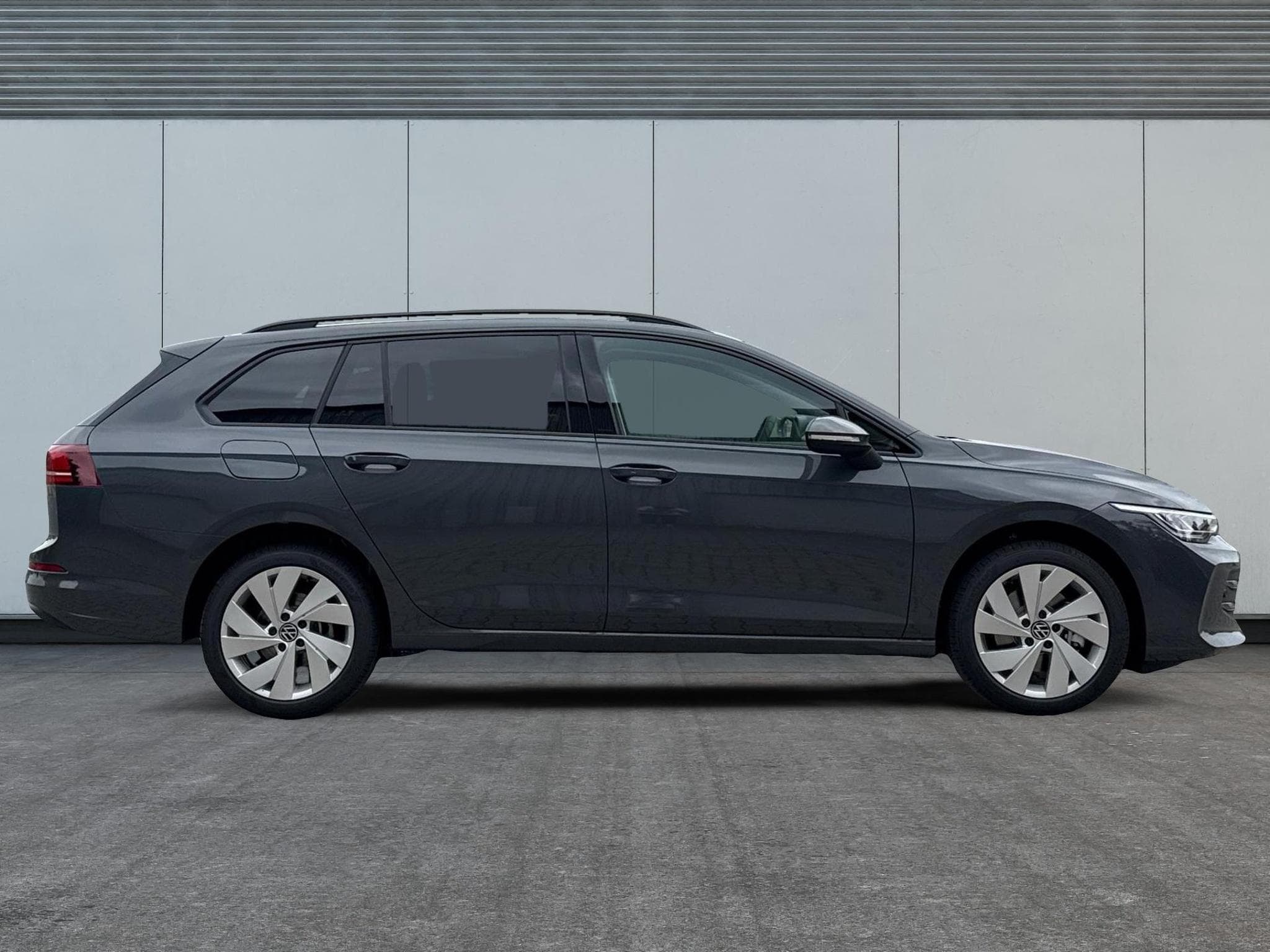 VW Golf Variant Prime (2026) - Photo 5