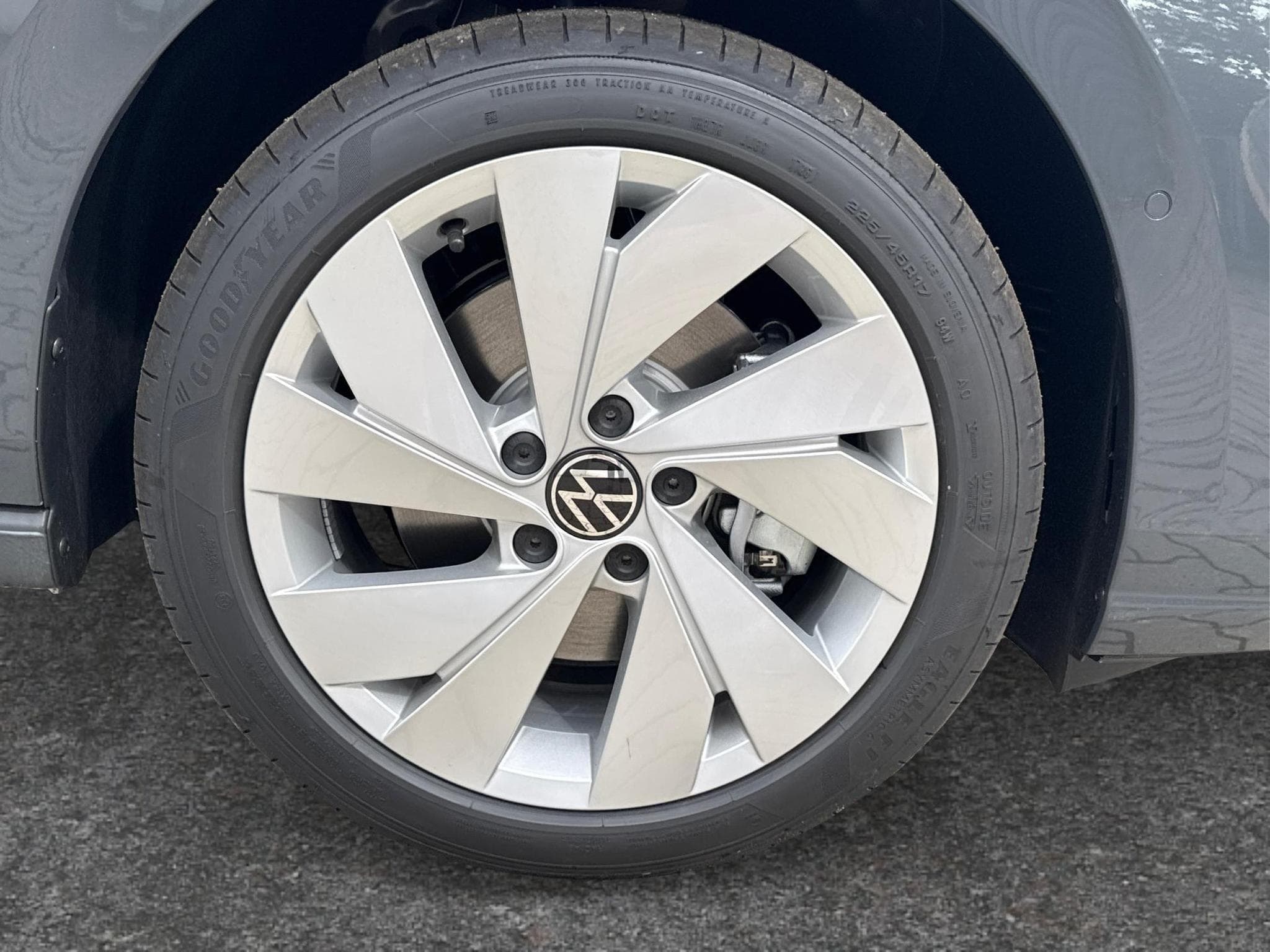 VW Golf Variant Prime (2026) - Photo 12