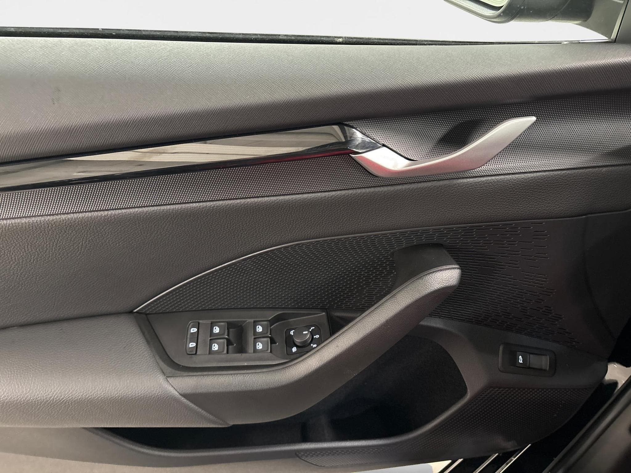 Skoda Octavia Selection (2026) - Photo 13