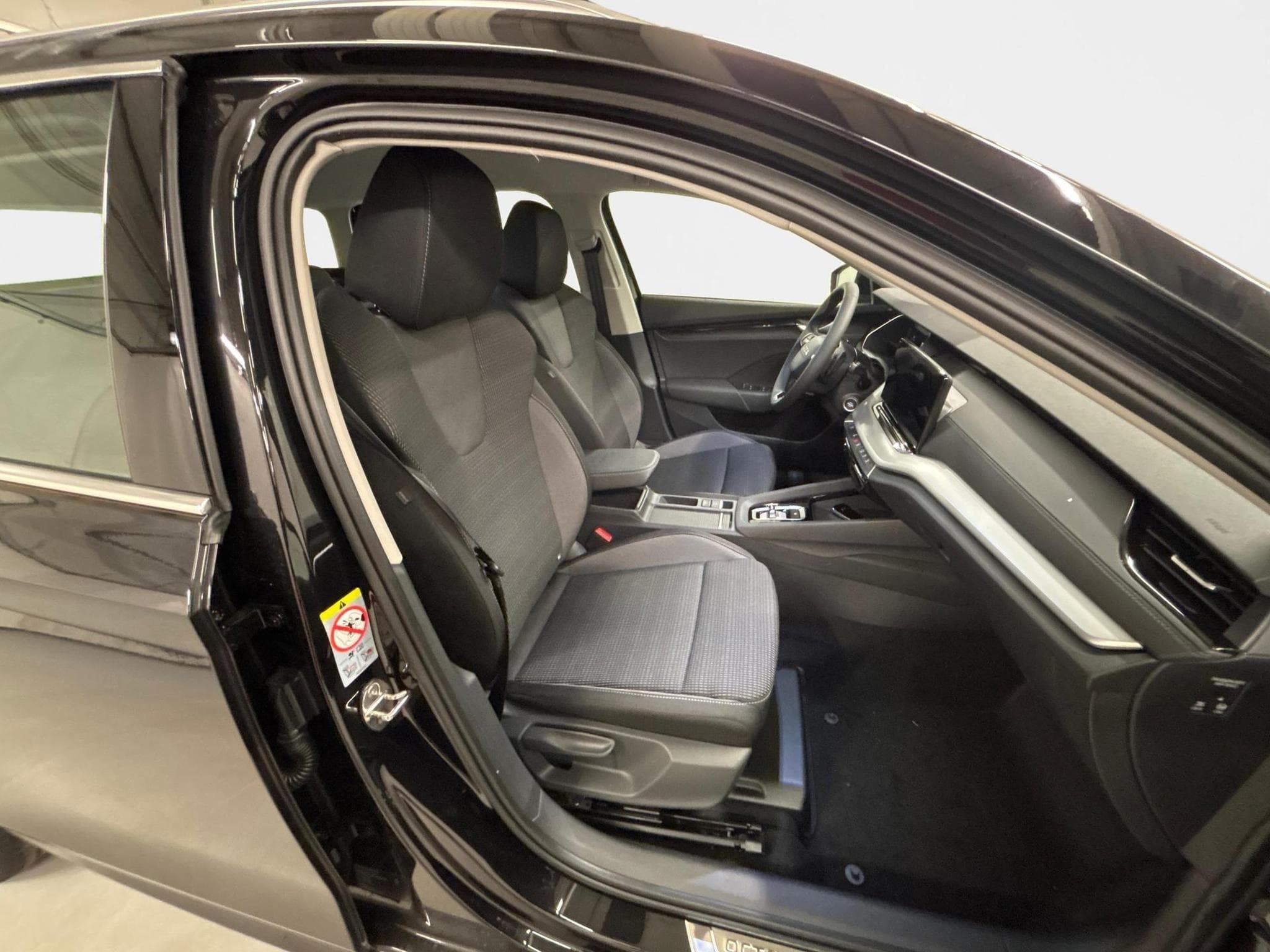 Skoda Octavia Selection (2026) - Photo 19