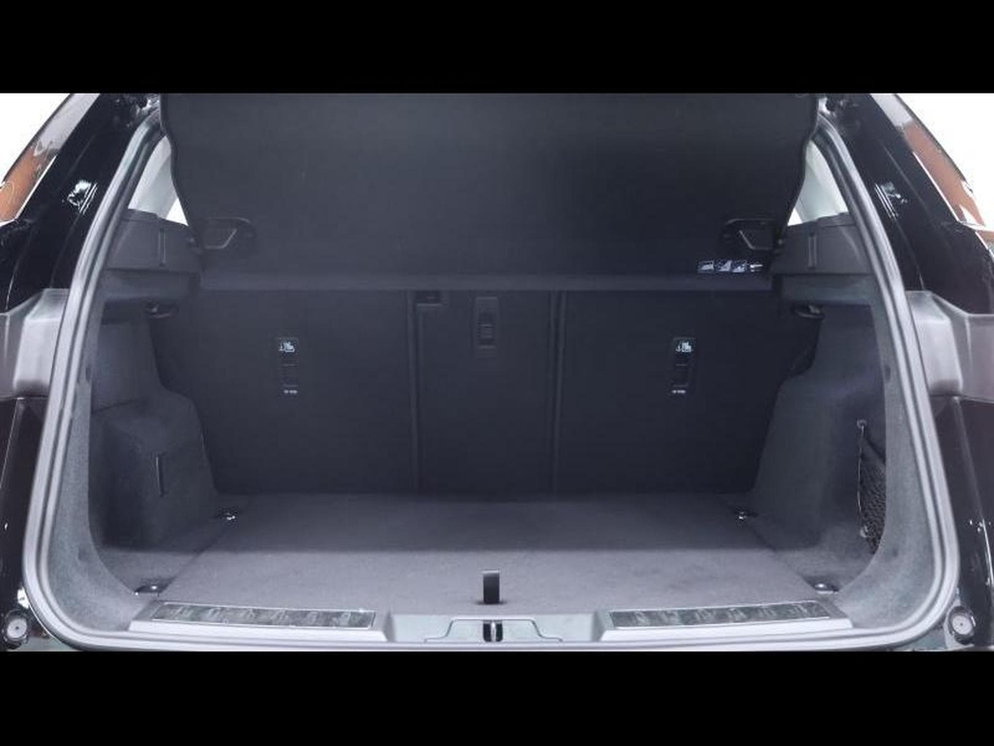 Land-Rover Range Rover Evoque P160 Dynamic SE FWD Auto (2025) - Photo 7