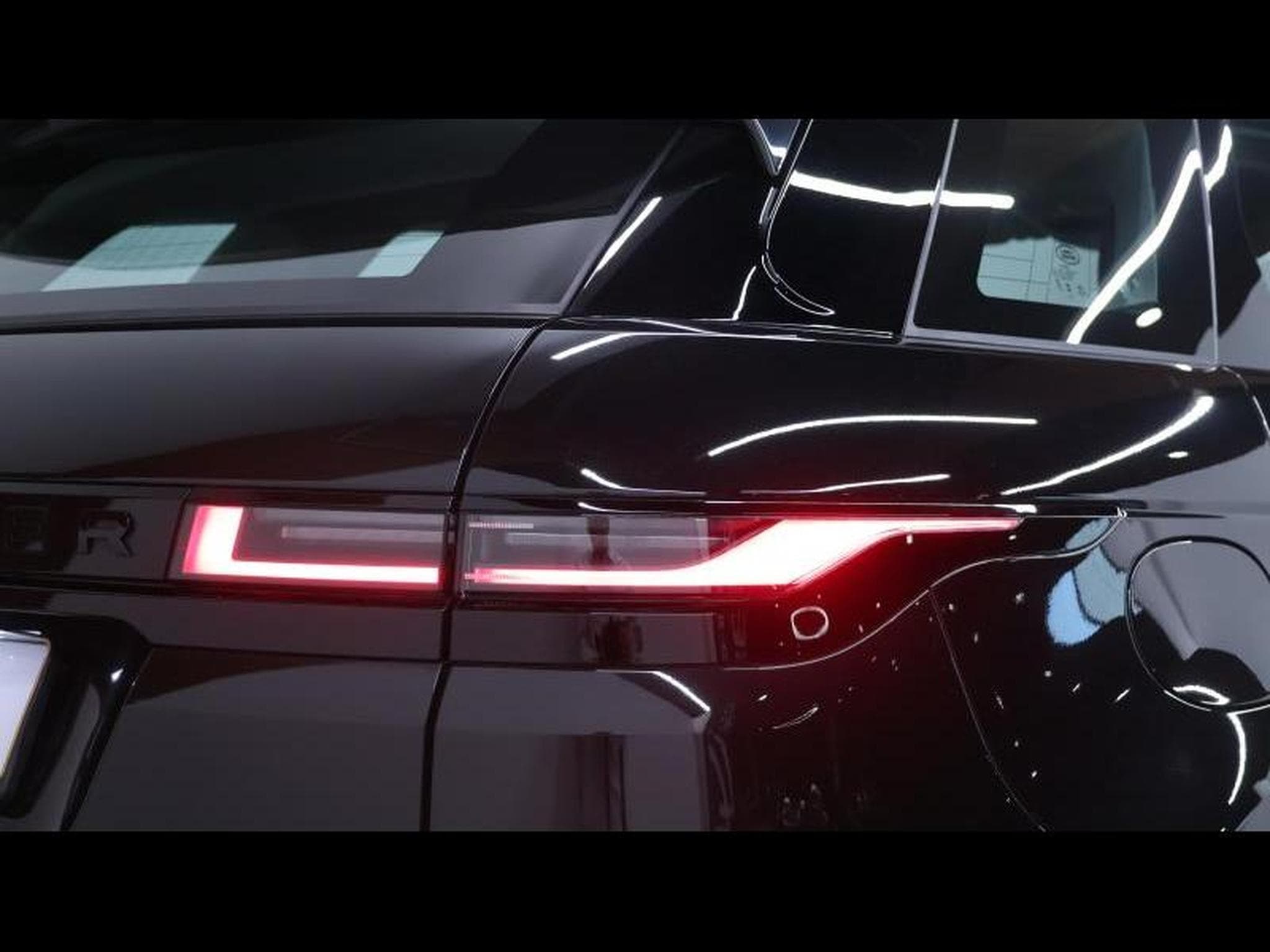 Land-Rover Range Rover Evoque P160 Dynamic SE FWD Auto (2025) - Photo 9