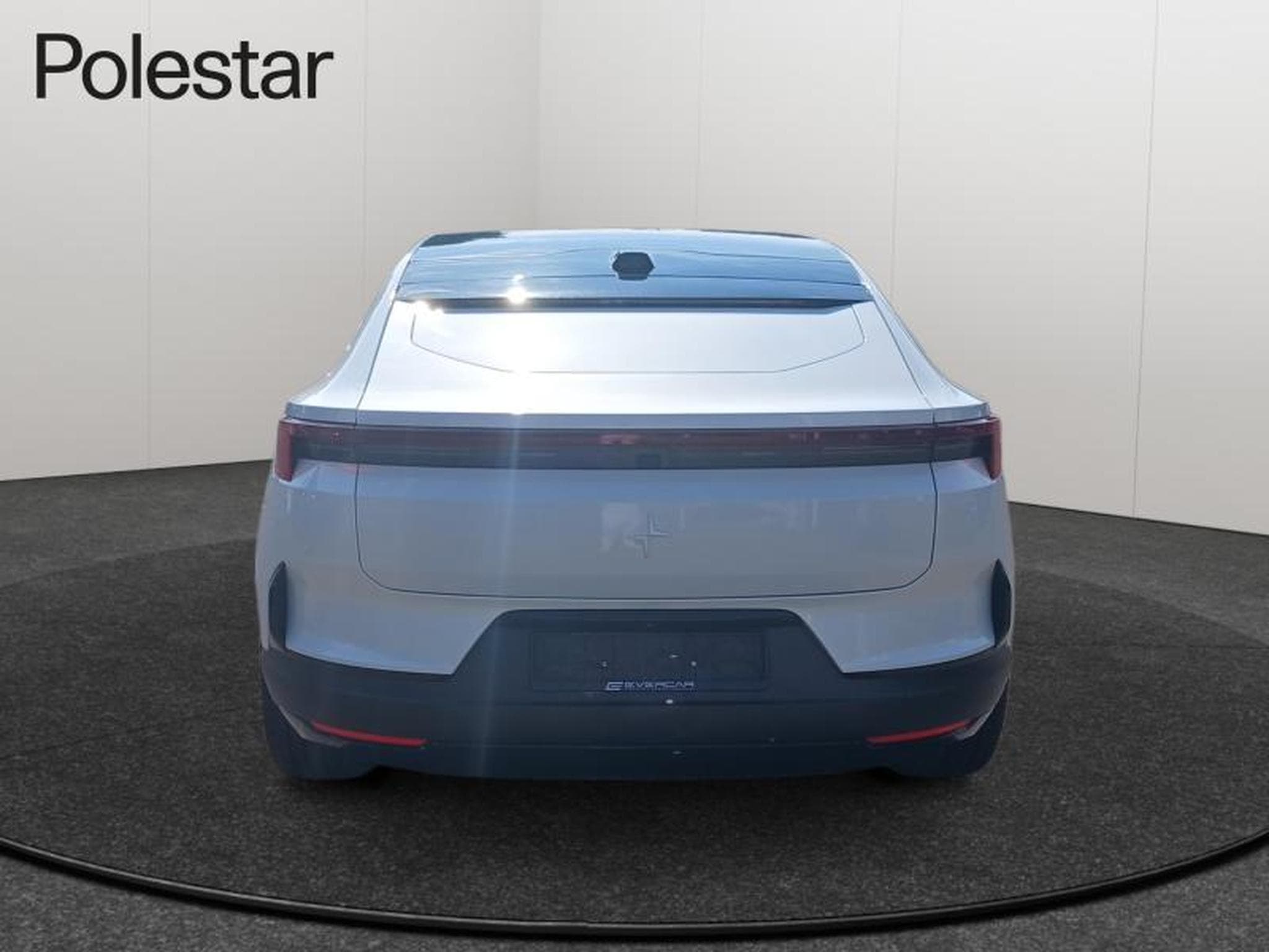 Polestar 4 Dual Motor Performance / Electrique (2024) - Photo 6