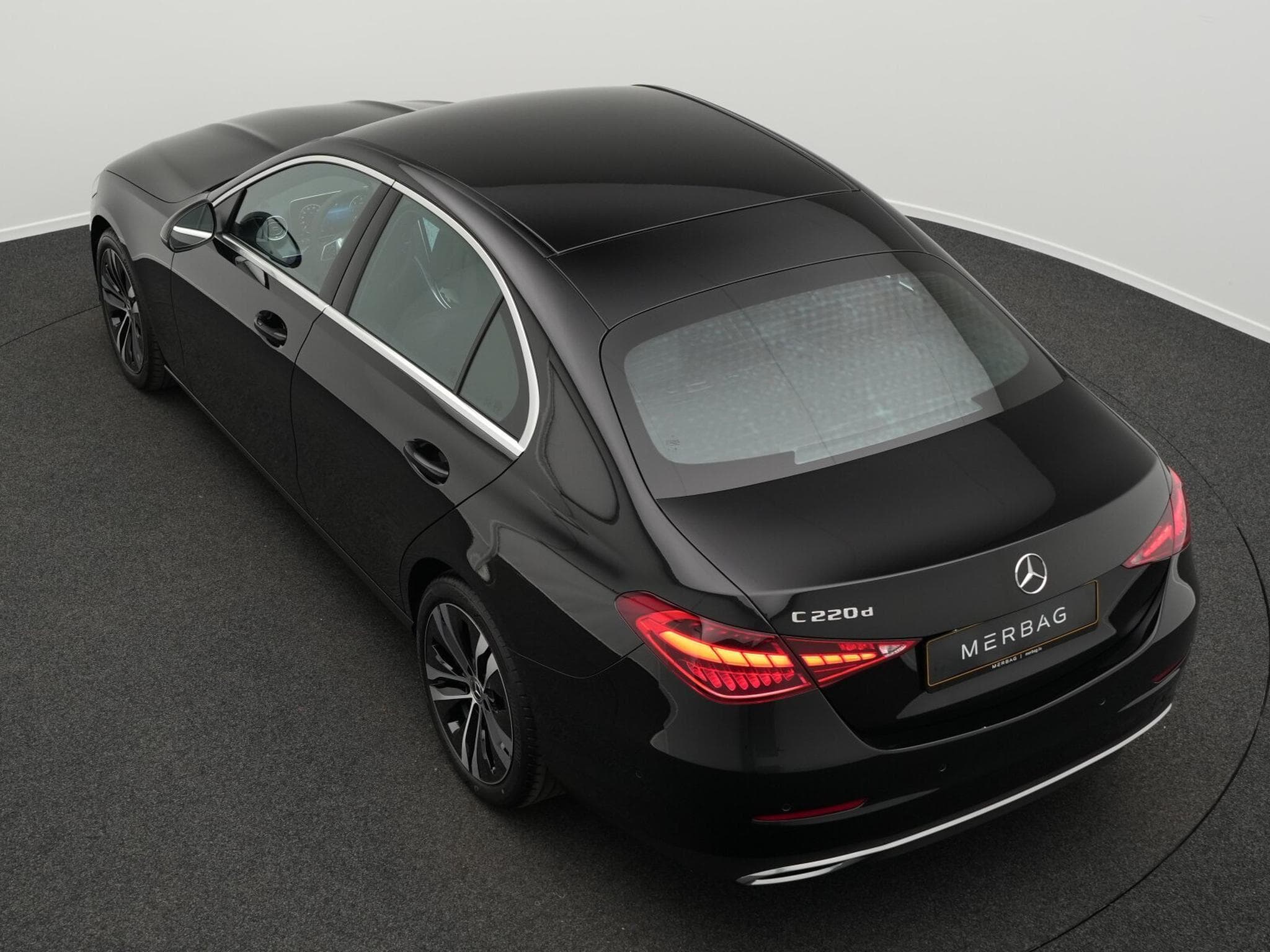 Mercedes C 220 d (2025) - Photo 11