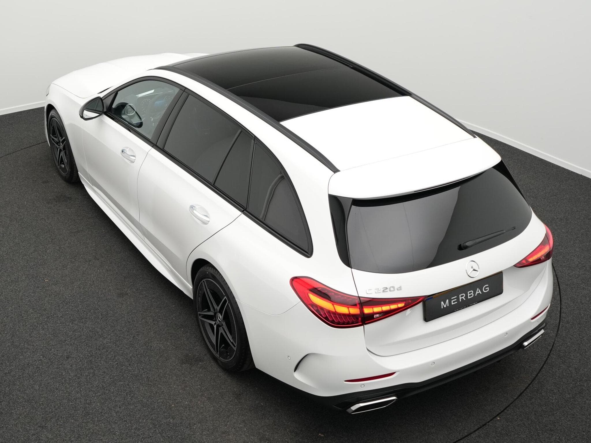 Mercedes C 220 d T-Modell (2025) - Photo 11