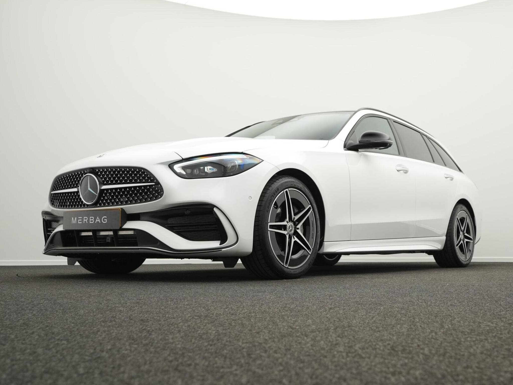 Mercedes C 220 d T-Modell (2025) - Photo 8