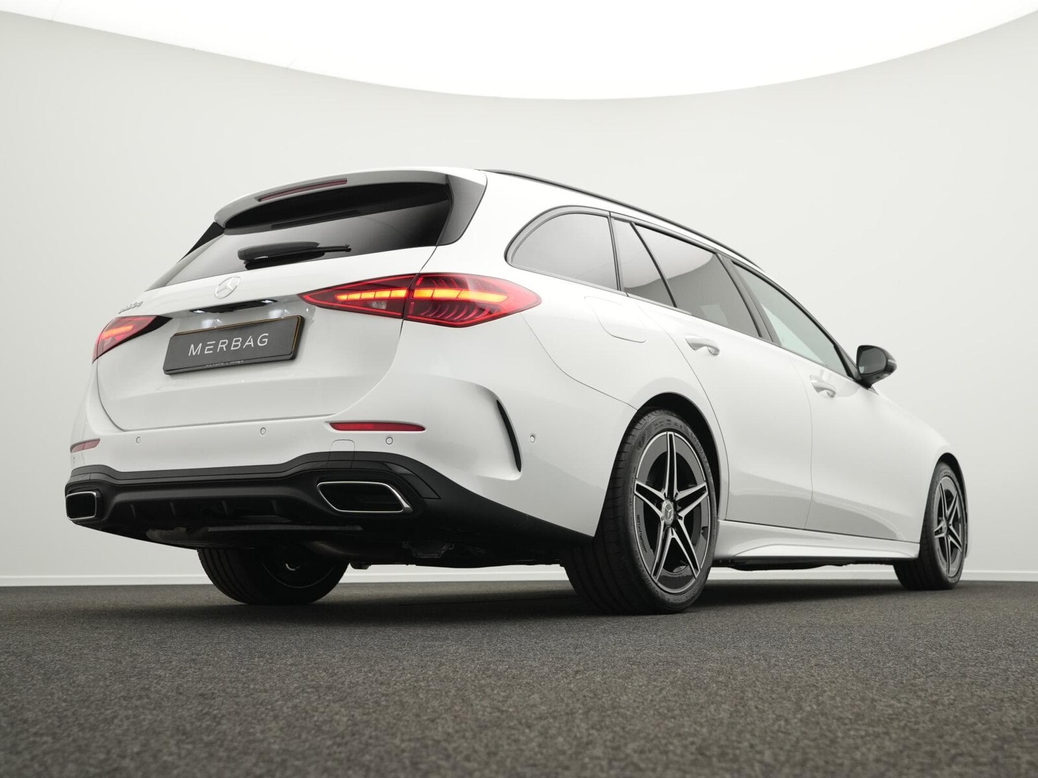 Mercedes C 220 d T-Modell (2025) - Photo 9