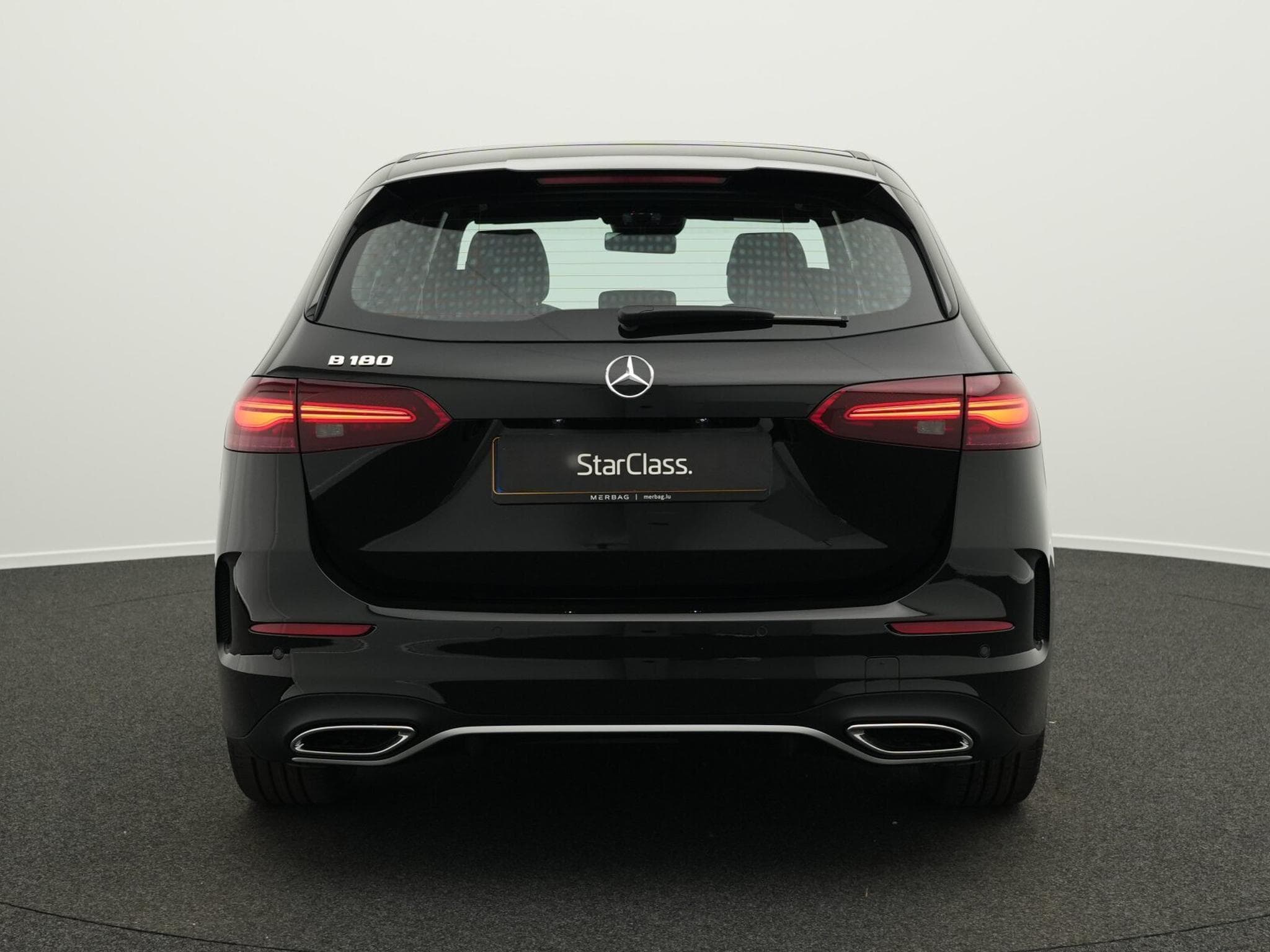 Mercedes B 180 B 180 (2025) - Photo 4