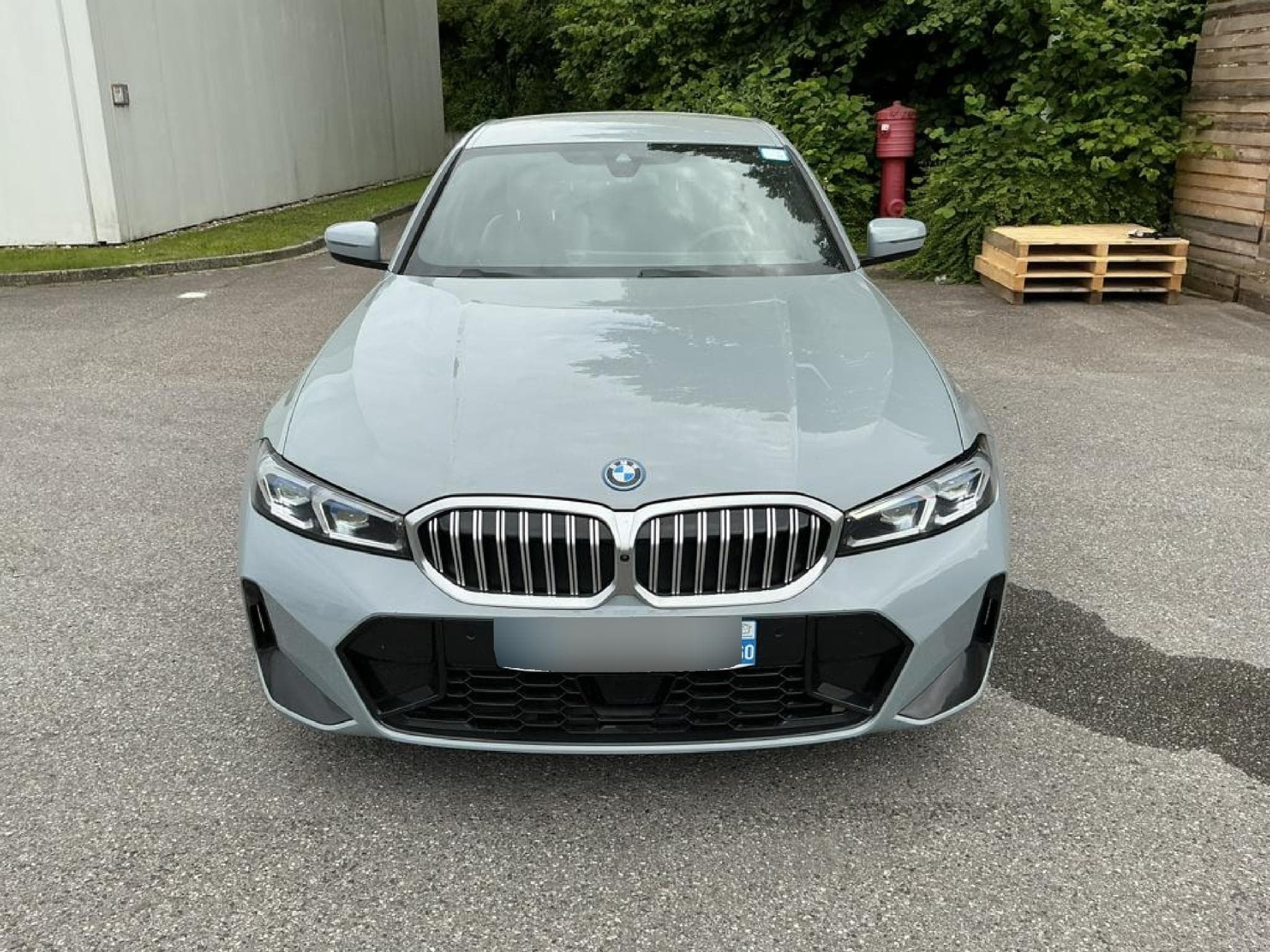 Bmw 330 3er - 330e xDrive M Sport (EURO 6e) SOH 100 % (2025) - Photo 3
