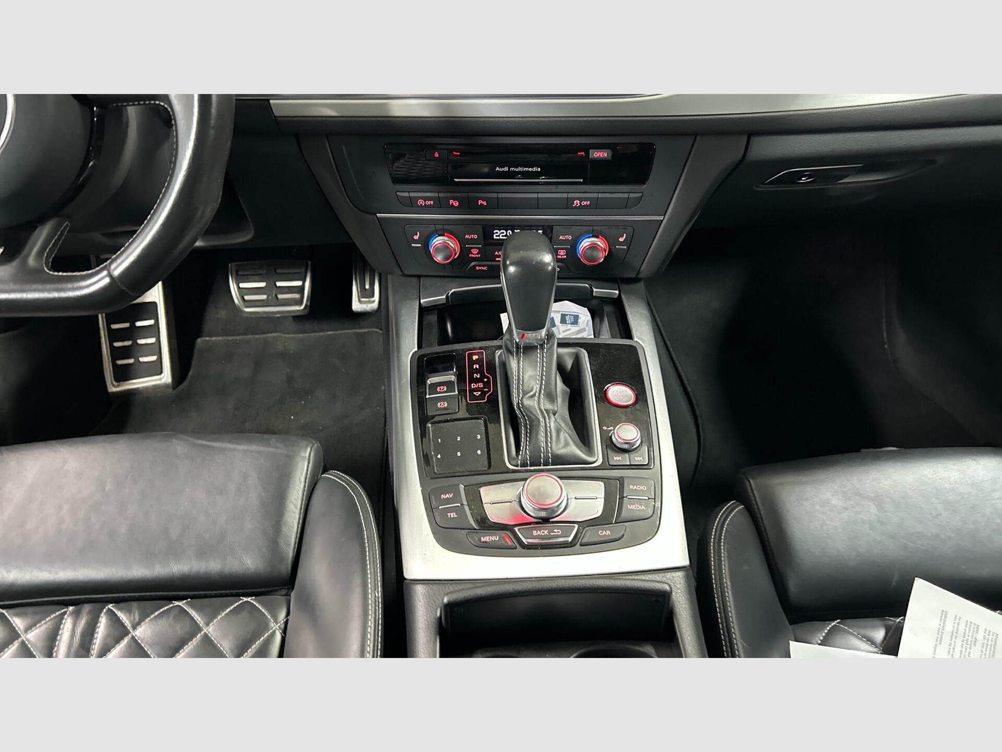 Audi S6 V8 4.0 TFSI S-TRONIC QUATTRO AVANT (2017) - Photo 10