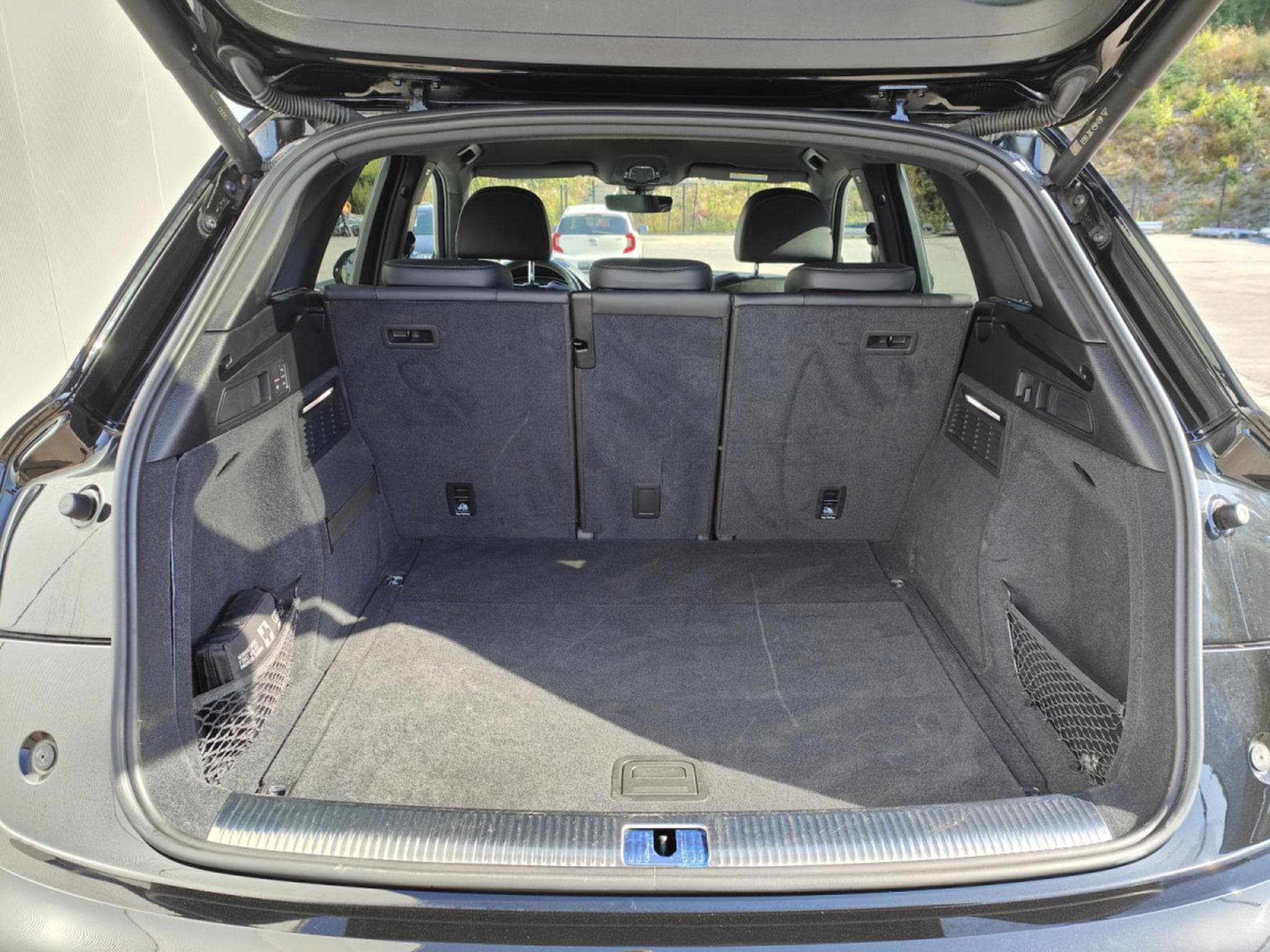Audi SQ5 3.0 TDI V6 QUATTRO TIPTRONIC SUSPENSIONS PNEU BANG&OLUFSEN (2022) - Photo 9