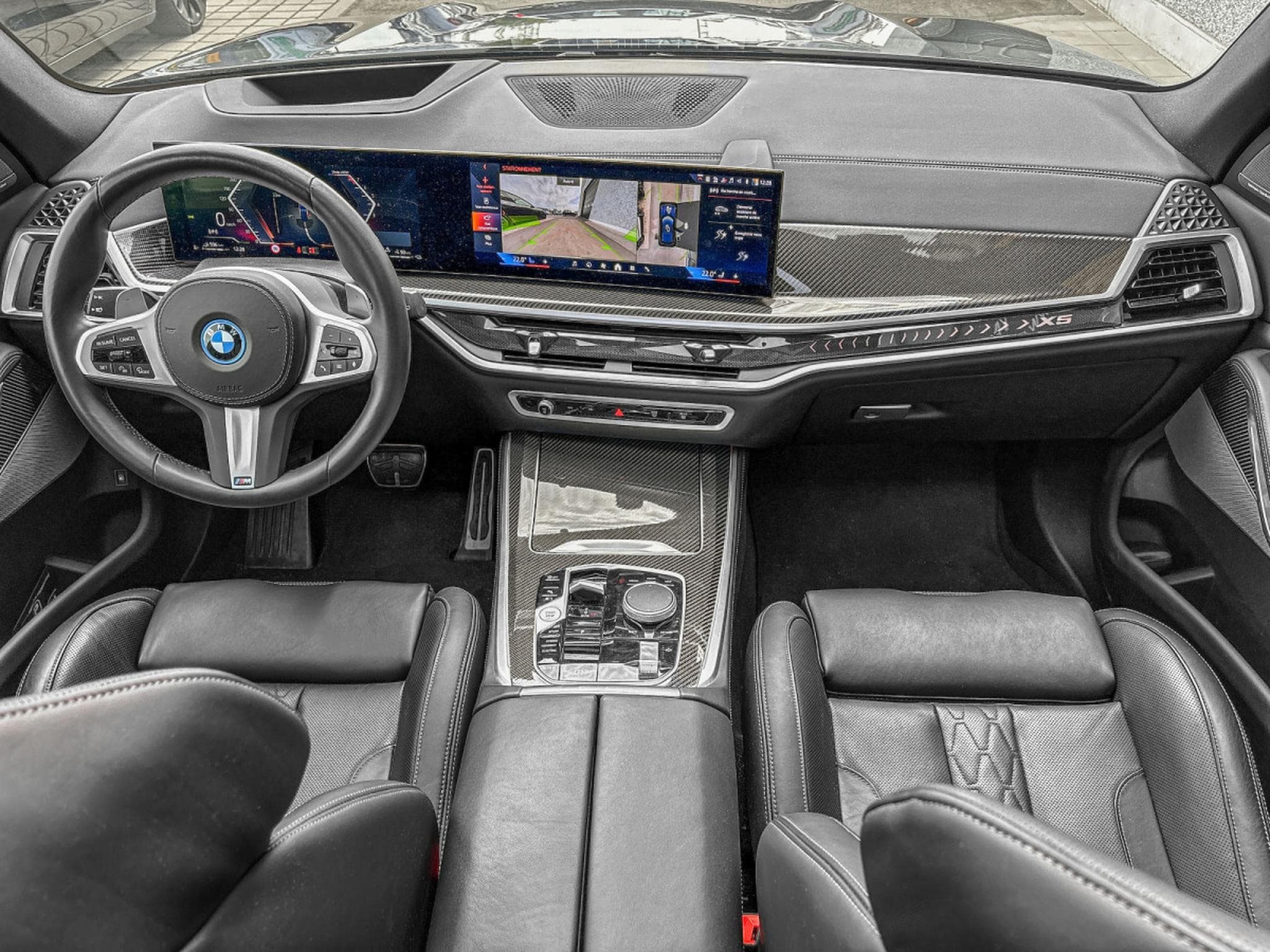 BMW X5 BMW X5 xDrive50e M Sport Pro –M SPORT SEATS - Individual Tan (2025) - Photo 2
