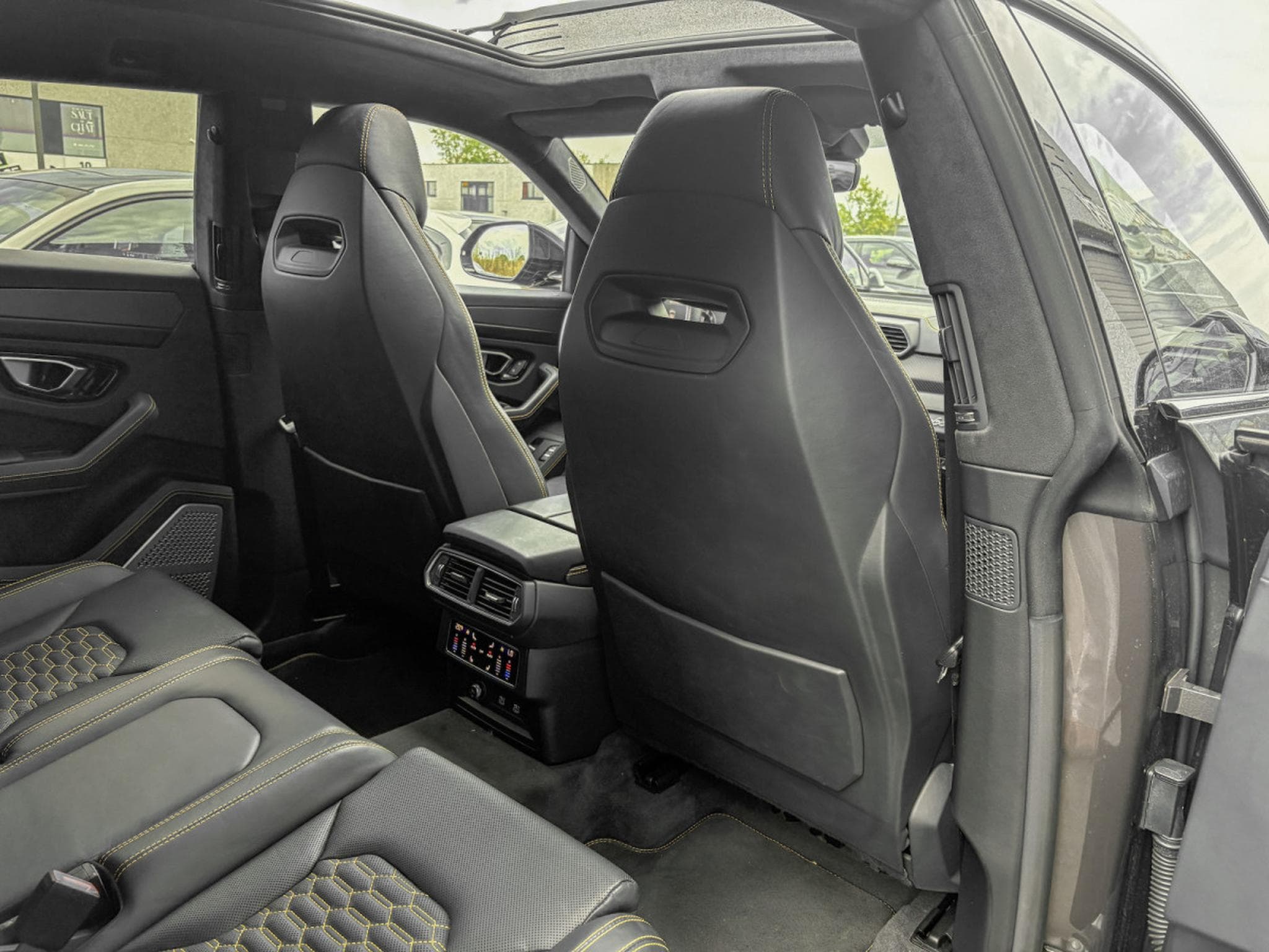Lamborghini Urus URUS S | Bang & Olufsen 3D | Carbone | 23" (2023) - Photo 13