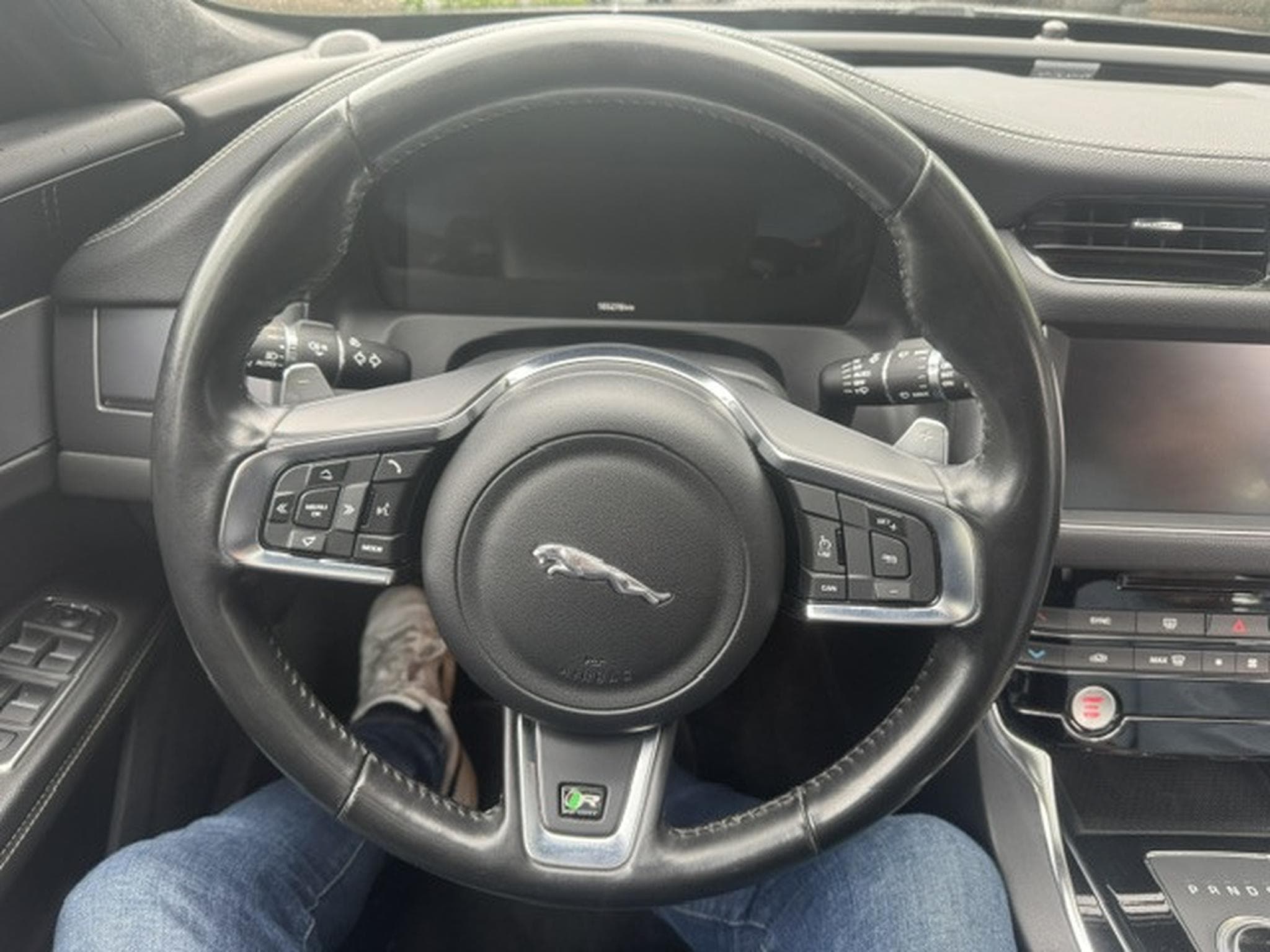 Jaguar XF JAGUAR XF 2.0 D R-SPORT PANORAMA LEDER NAVI KAMERA KEYLESS (2020) - Photo 16