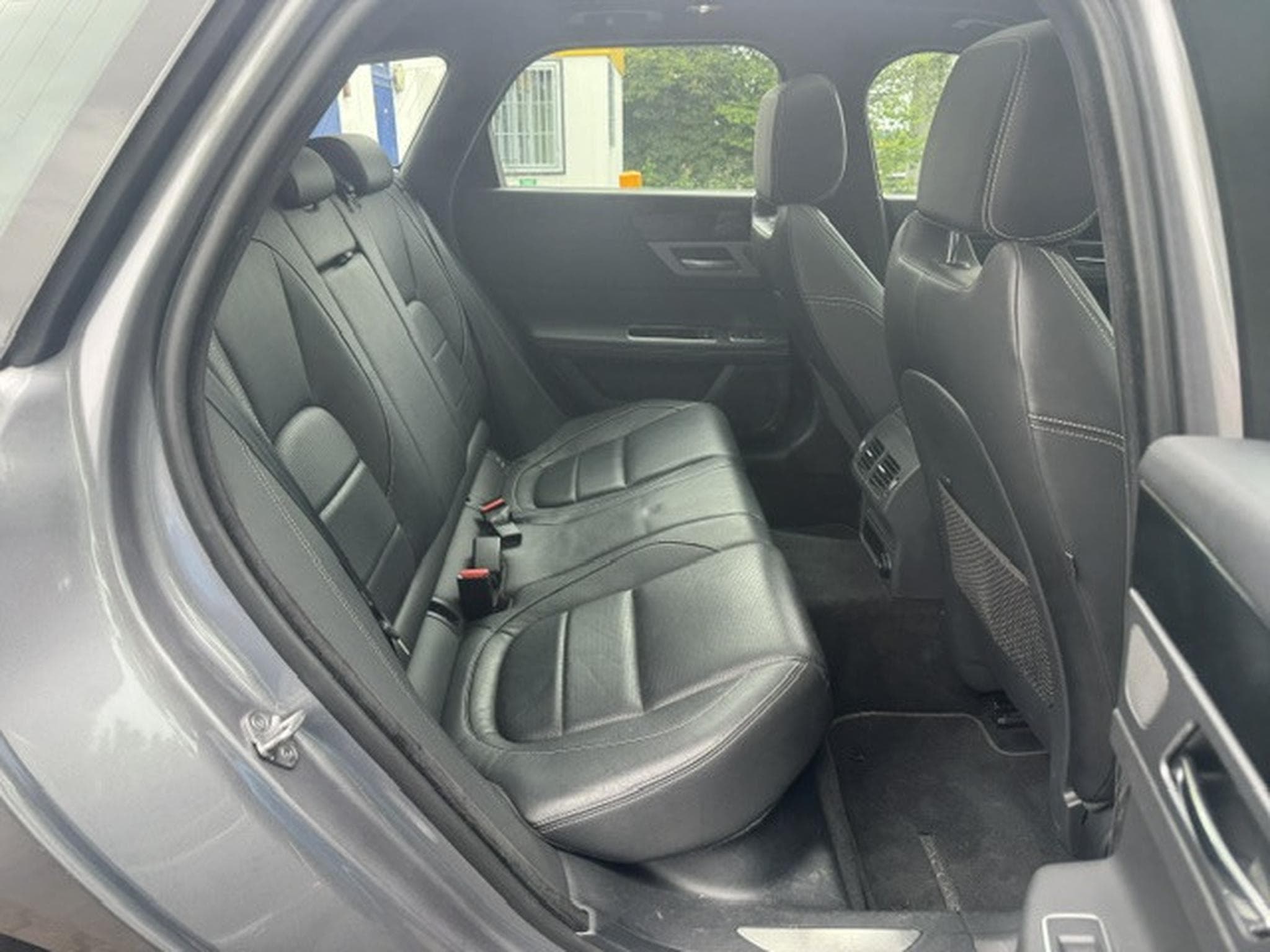 Jaguar XF JAGUAR XF 2.0 D R-SPORT PANORAMA LEDER NAVI KAMERA KEYLESS (2020) - Photo 7