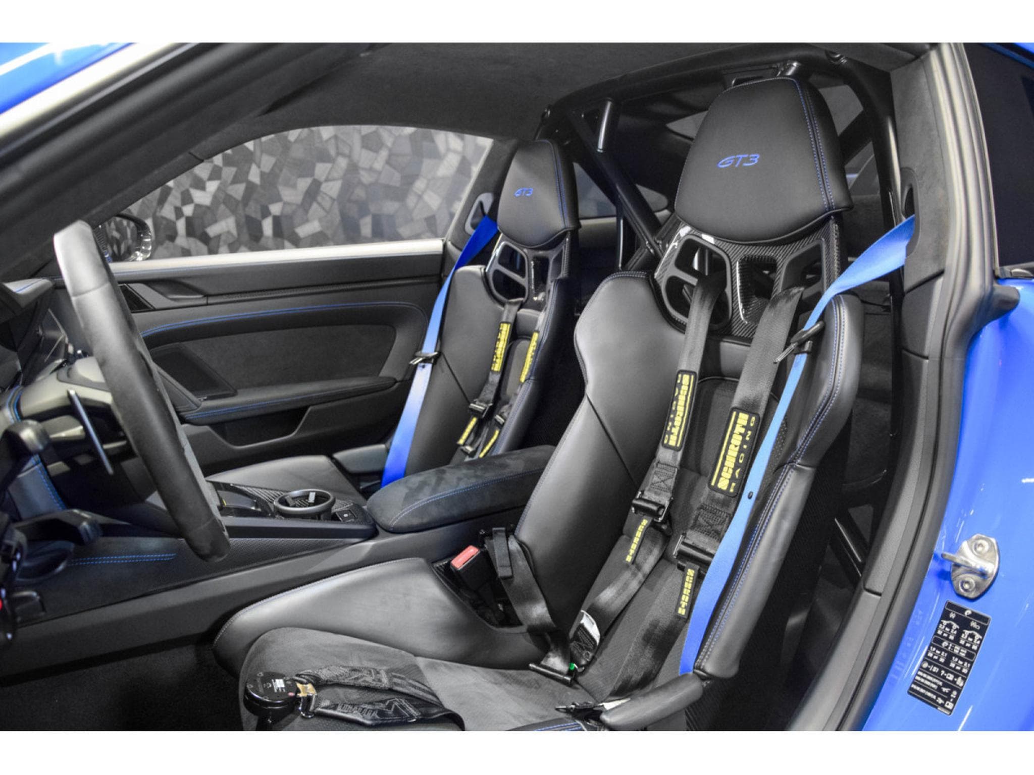 Porsche 911 992.1 GT3 ClubSport PDK (2021) - Photo 9