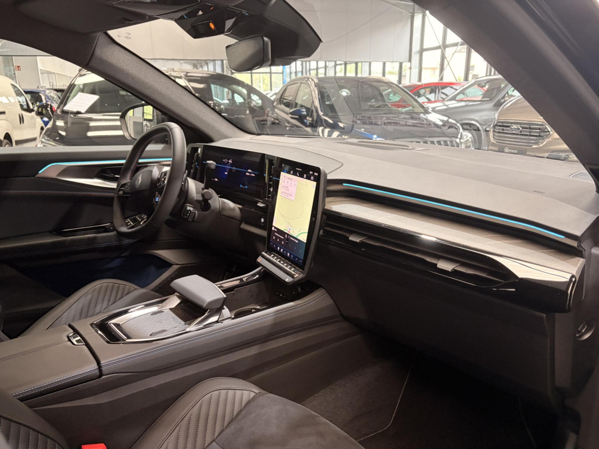 Renault Rafale Esprit Alpine 200HP Full Hybrid 4 Control (2026) - Photo 12