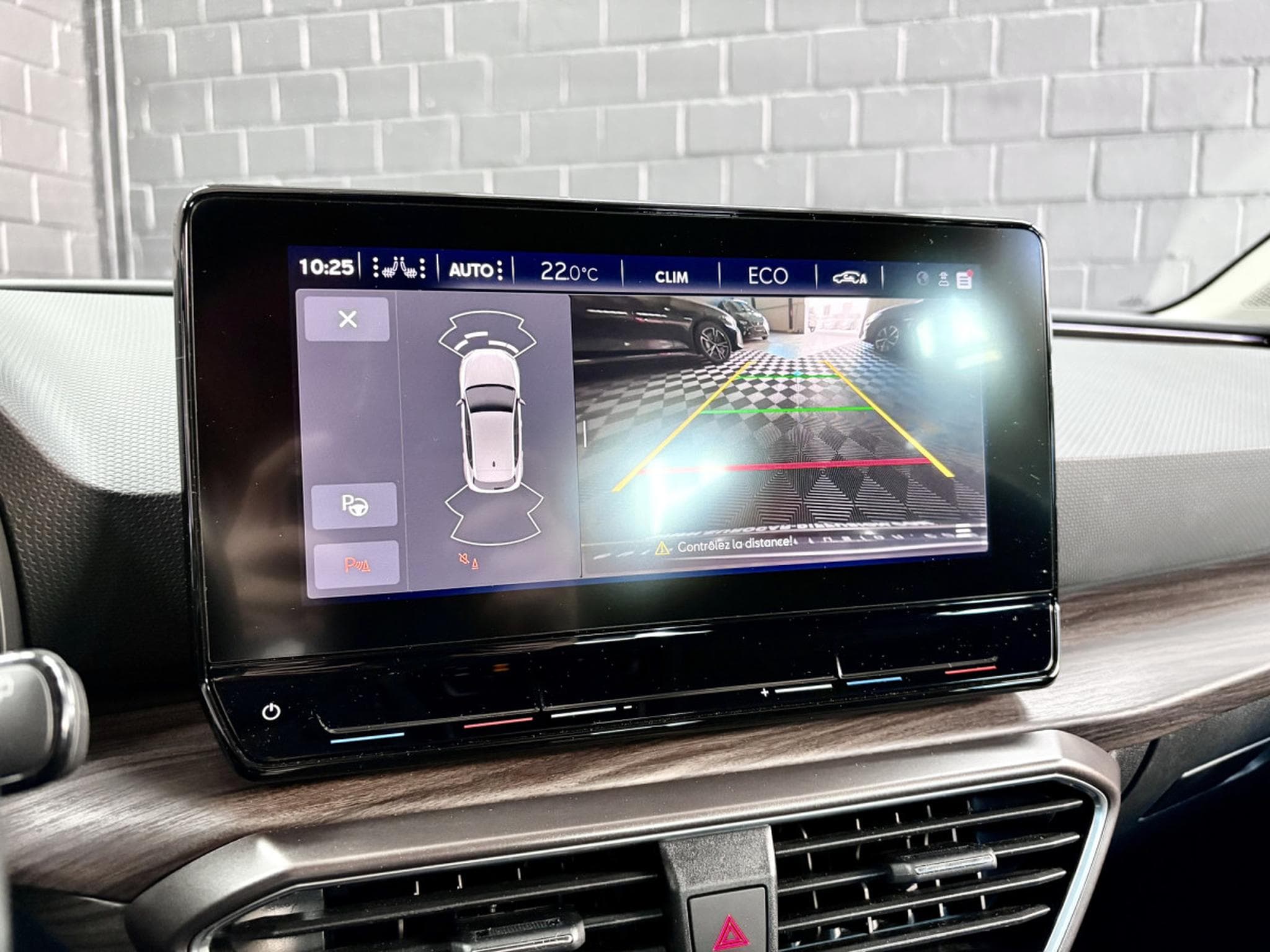 Seat Leon IV Xcellence 1.4 e-Hybrid 204CV DSG 6  *4 SAISONS* *CAMERA* (2022) - Photo 16