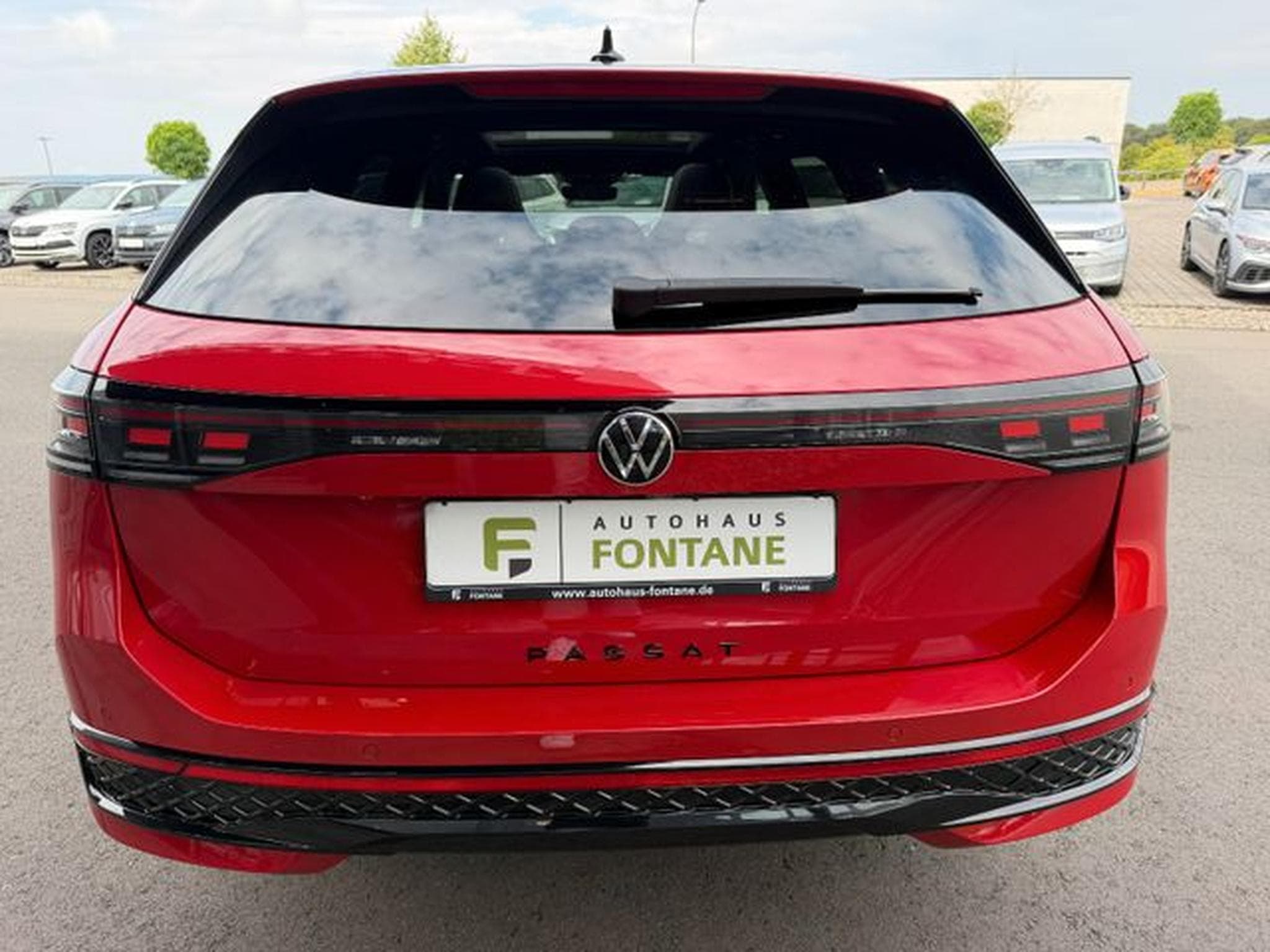 VW Passat Passat 2.0TDI 4x4 R-Line Leder Pano Signature (2024) - Photo 6