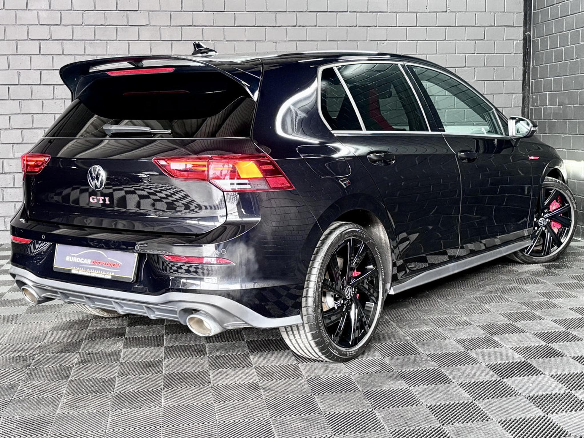 VW Golf GTI Clubsport 2.0 TSI 300 CV DSG7 *BLACK PACK*ACC* *CAM* (2024) - Photo 5