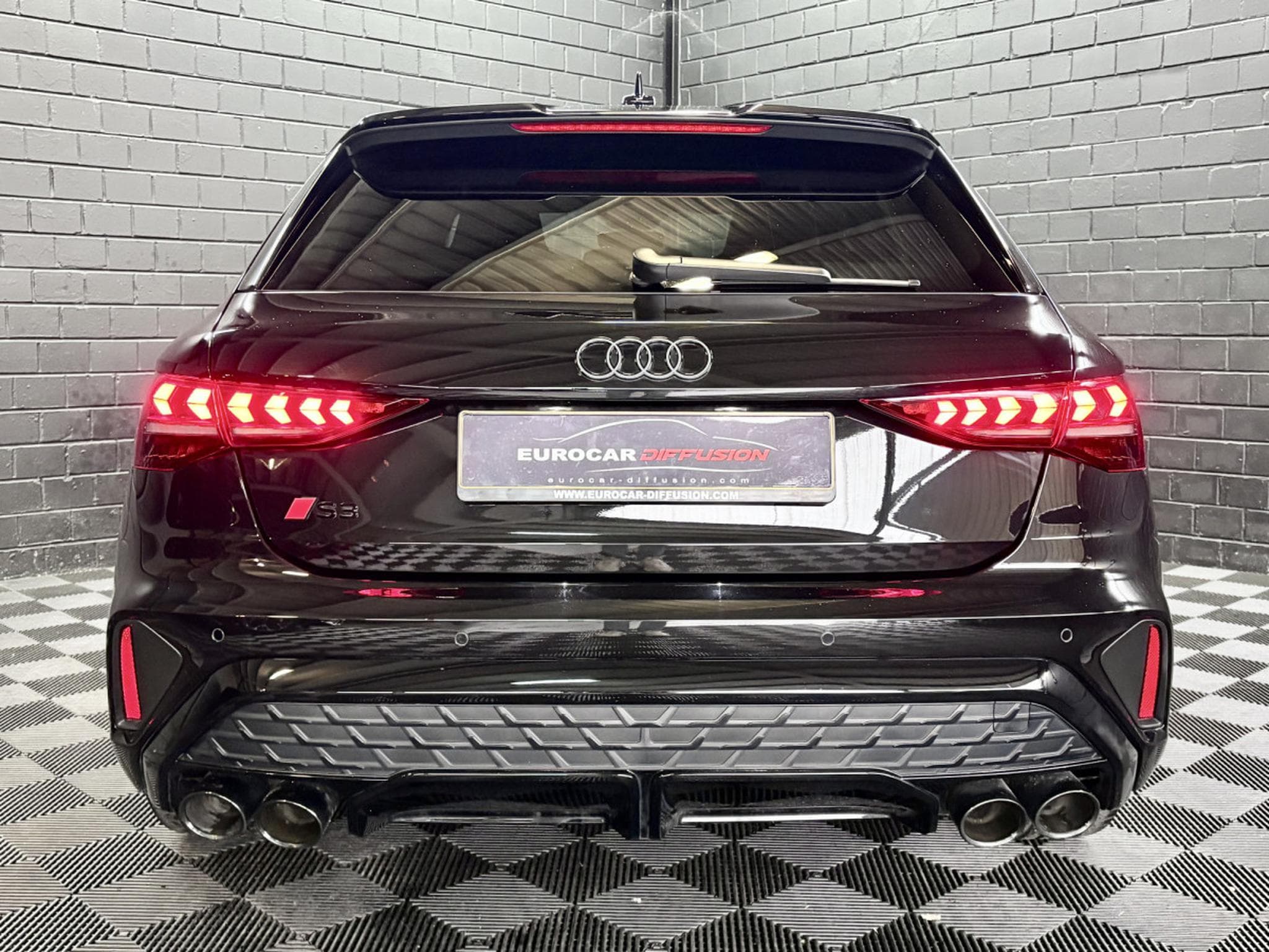 Audi S3 S3 Sportback Quattro 2.0 TFSI 333 CV * MATRIX * BLACK PACK * (2025) - Photo 5