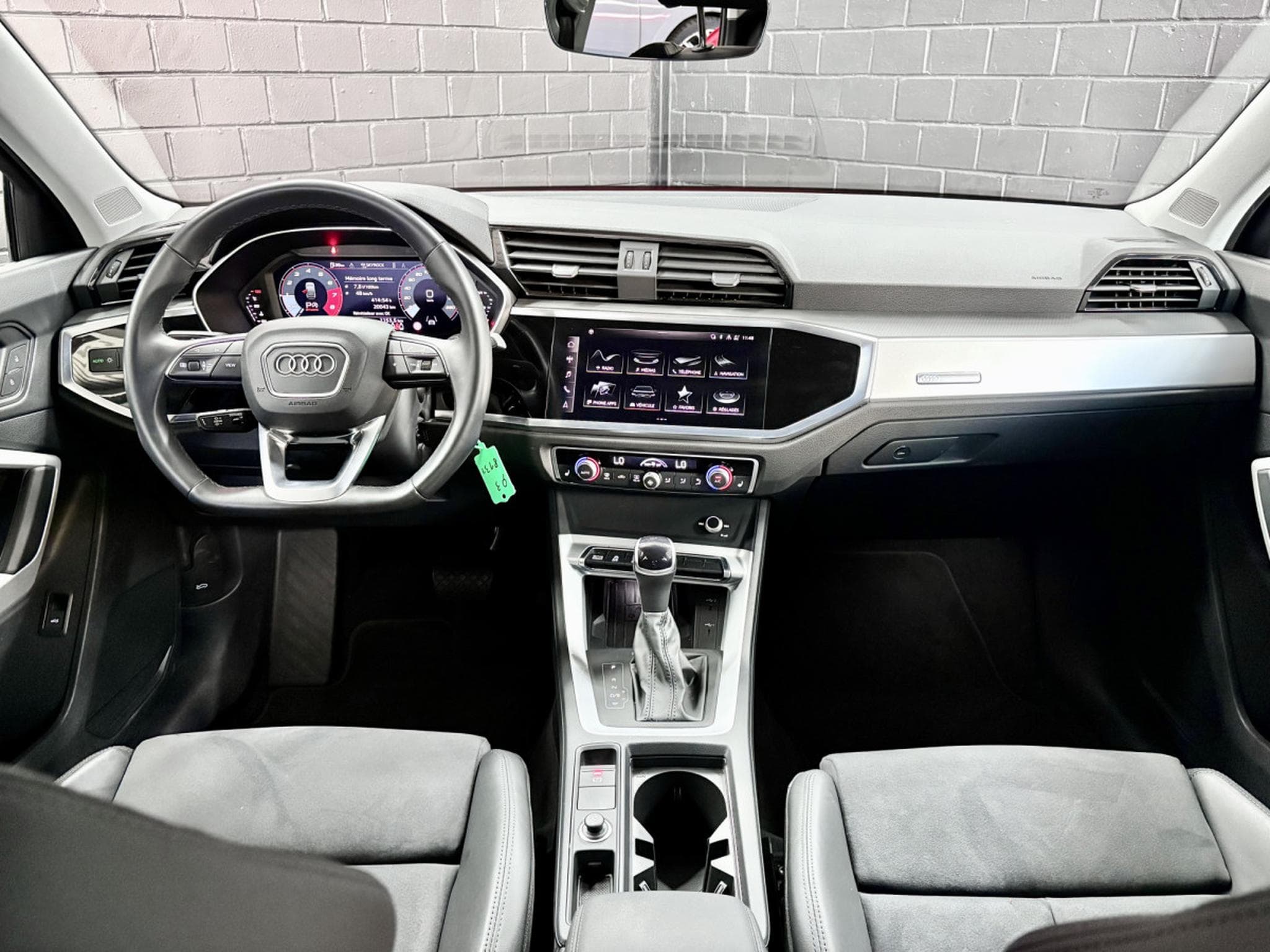 Audi Q3 Sportback S-Line 35 TFSI 150 CV *ATTELAGE* HAYON* (2023) - Photo 10