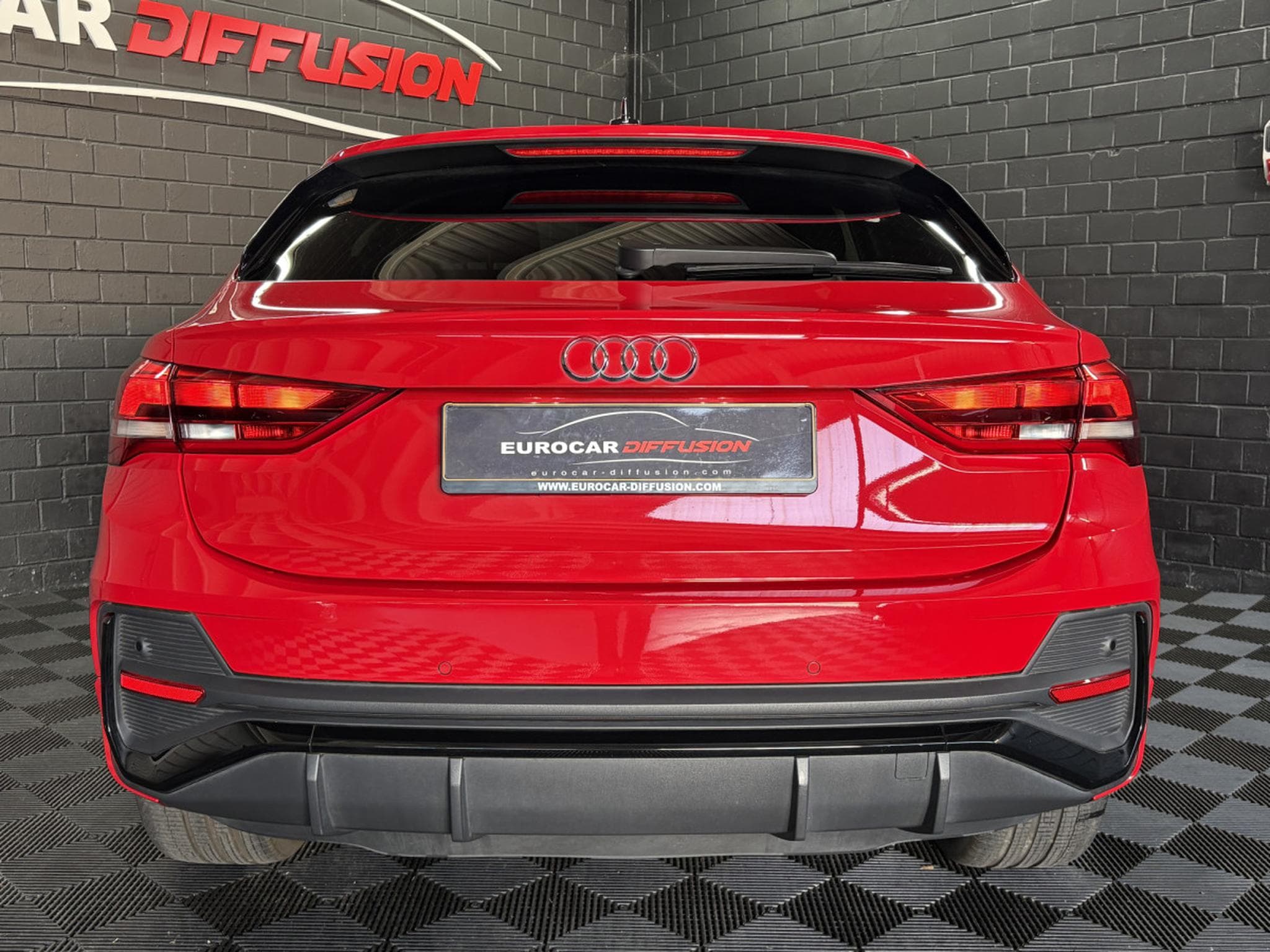 Audi Q3 Sportback S-Line 35 TFSI 150 CV *ATTELAGE* HAYON* (2023) - Photo 6