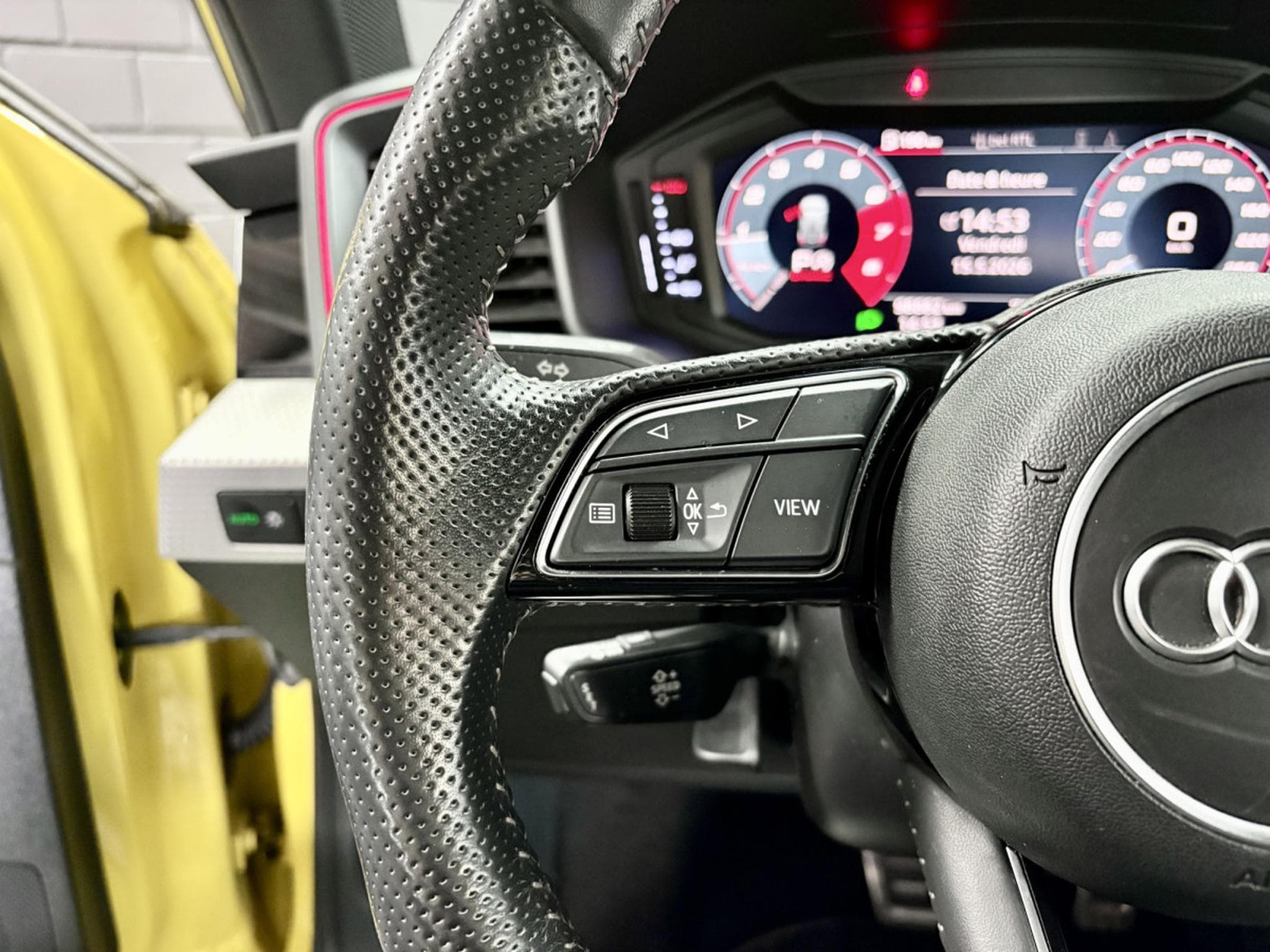 Audi A1 Sportback 40 TFSI S-Line (2019) - Photo 11