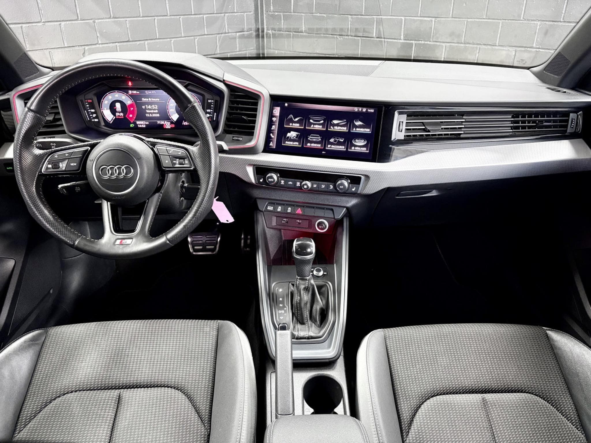 Audi A1 Sportback 40 TFSI S-Line (2019) - Photo 9