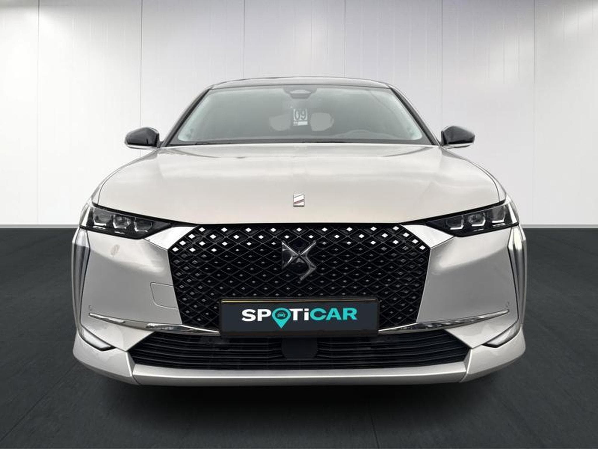 DS Automobiles DS4 Rivoli E-Tense 225 (2021) - Photo 2