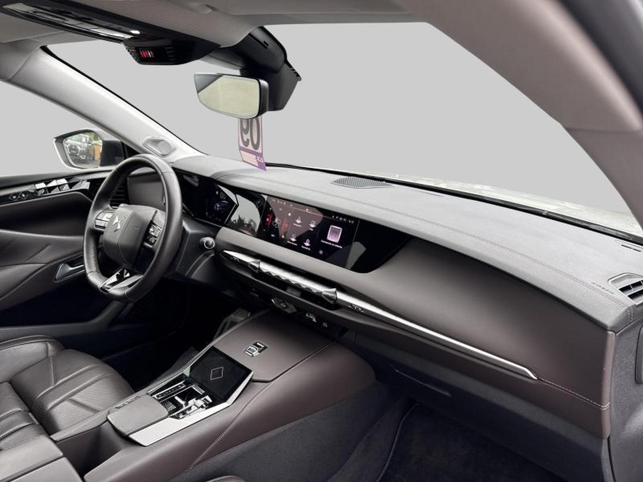 DS Automobiles DS4 Rivoli E-Tense 225 (2021) - Photo 9