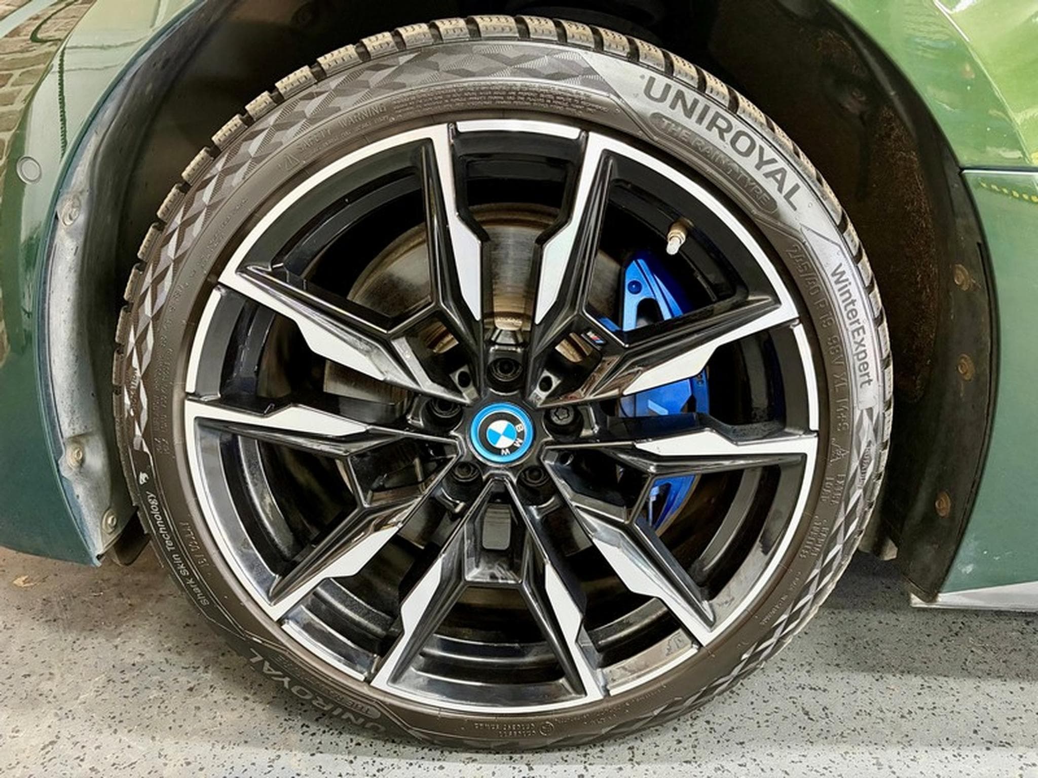 BMW I4 I4 M50 Gran Coupé 544cv xDrive 4x4/Cuir/Navi/ToitO (2023) - Photo 3