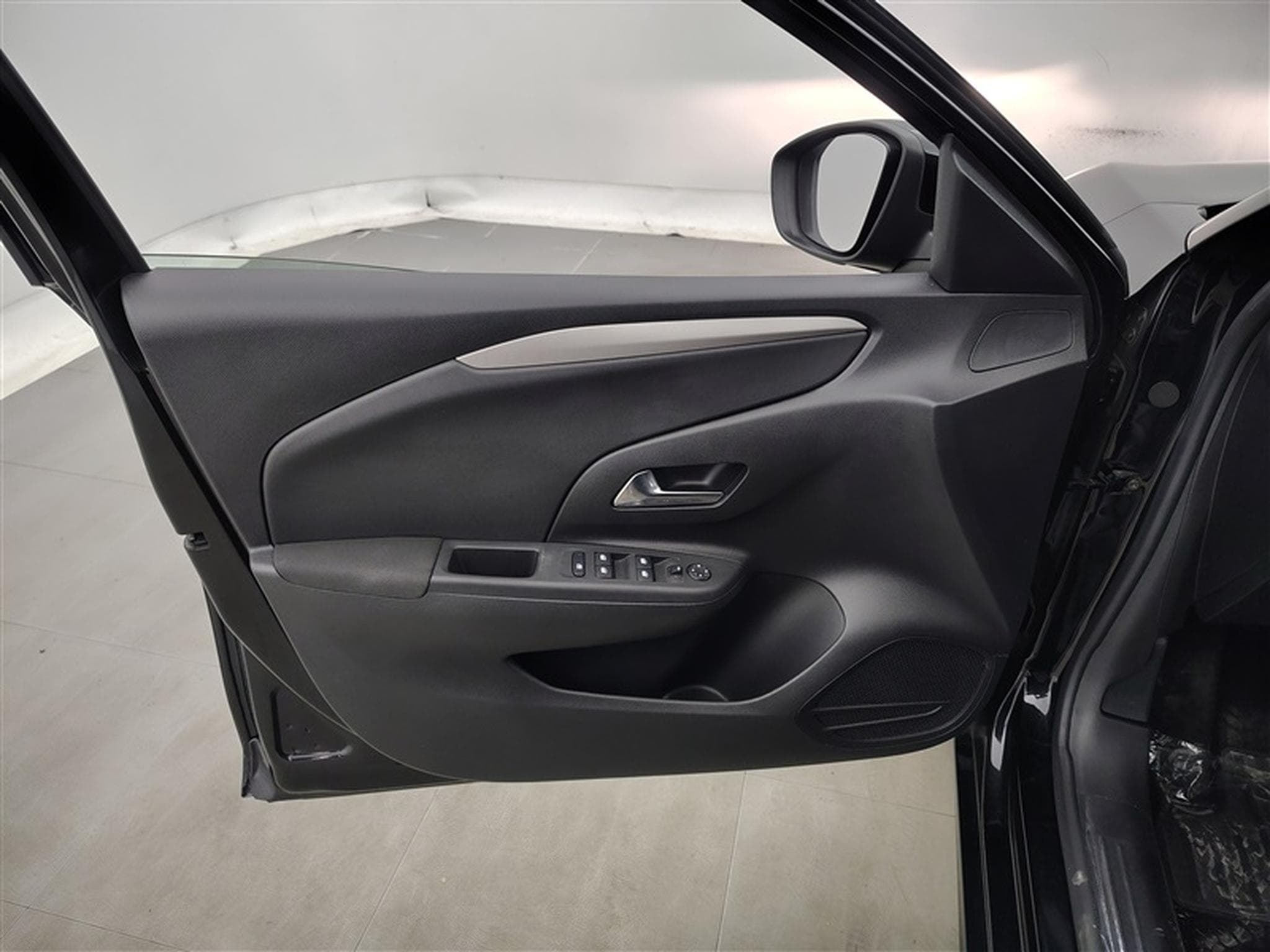 Opel Corsa 1.2i Edition Start/Stop NAVI/CARPLAY/PDC AR/JA' 16 (2021) - Photo 17
