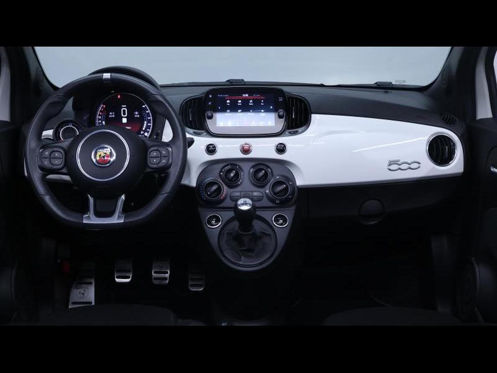 Abarth 500 C 1.4T-JET 145 cv Boite manuelle (2022) - Photo 19
