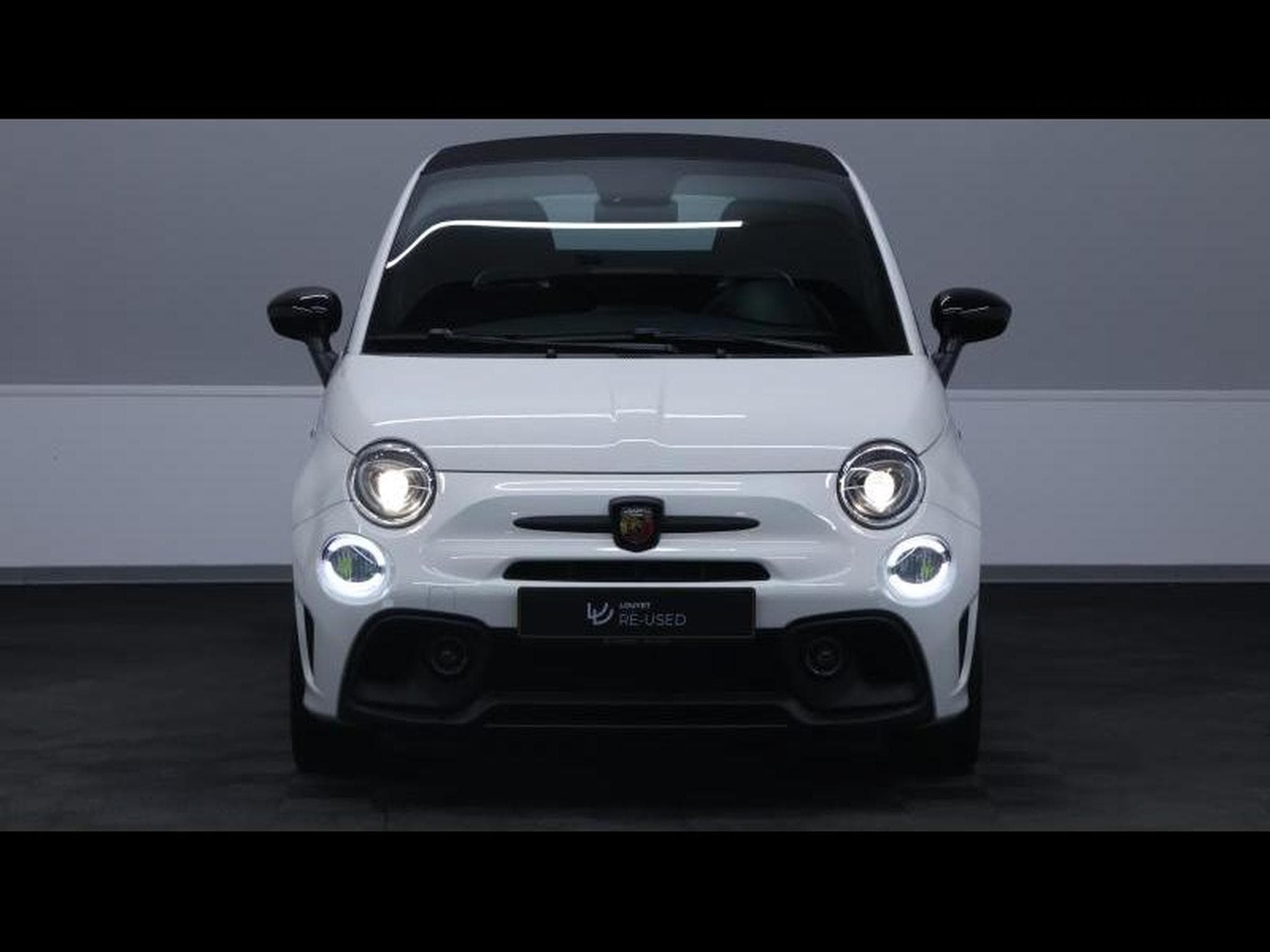 Abarth 500 C 1.4T-JET 145 cv Boite manuelle (2022) - Photo 2