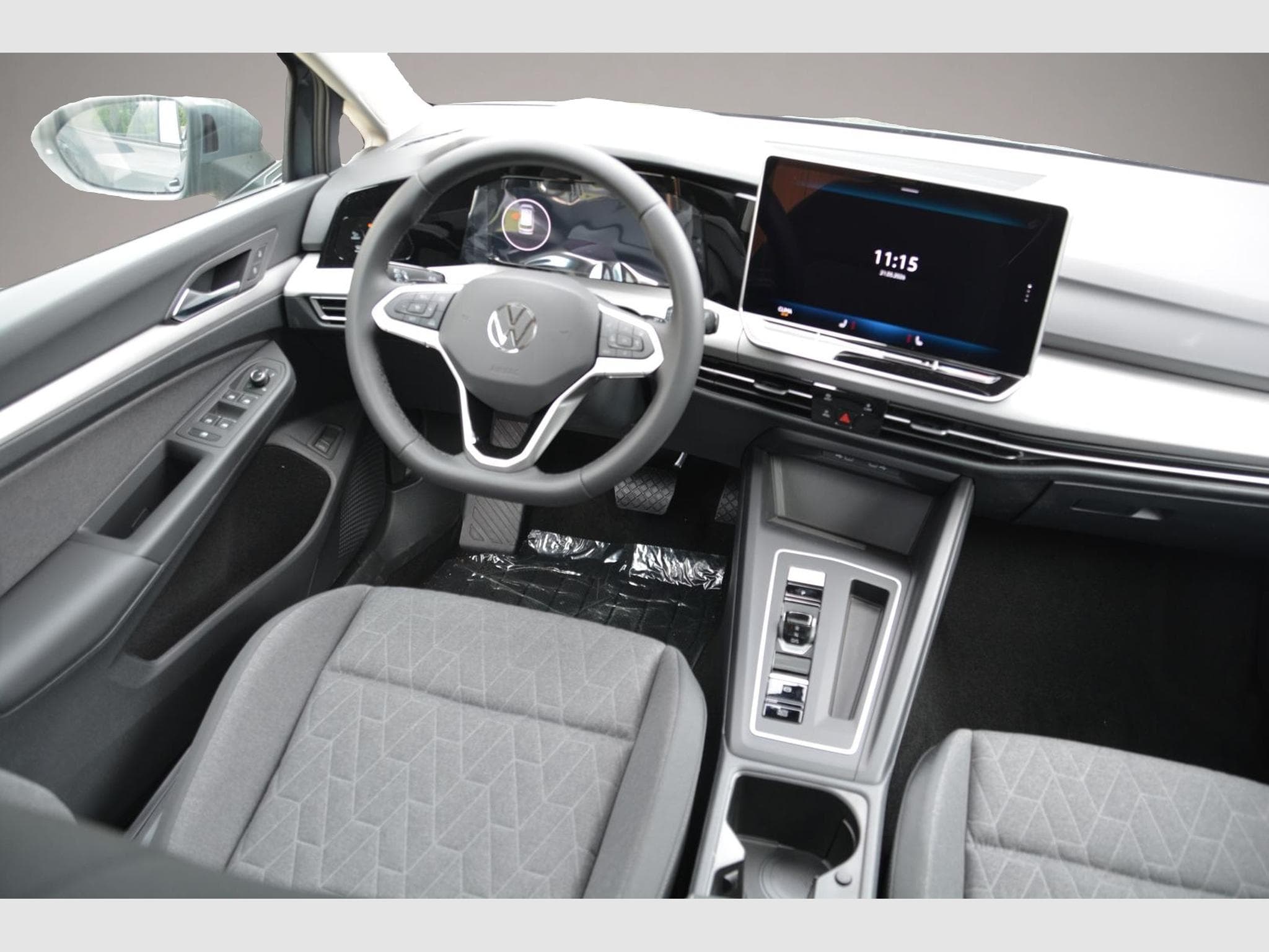 VW Golf (2026) - Photo 1