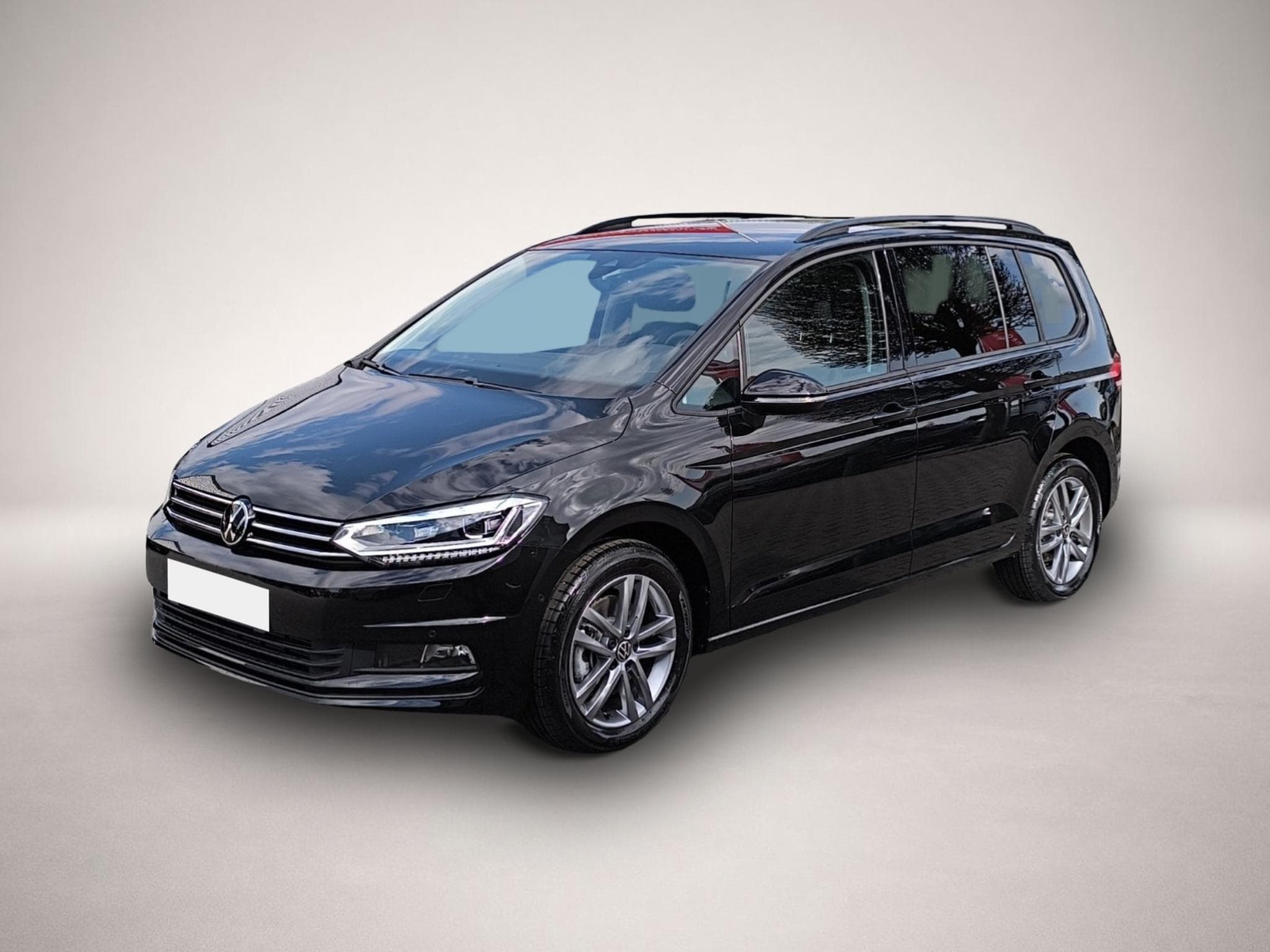 VW Touran (2025) - Photo 1