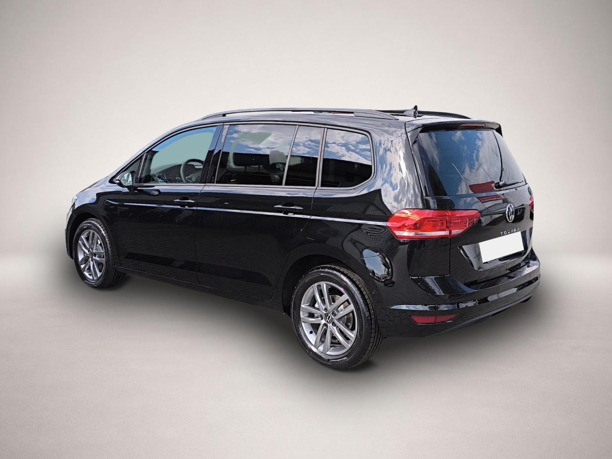 VW Touran (2025) - Photo 5