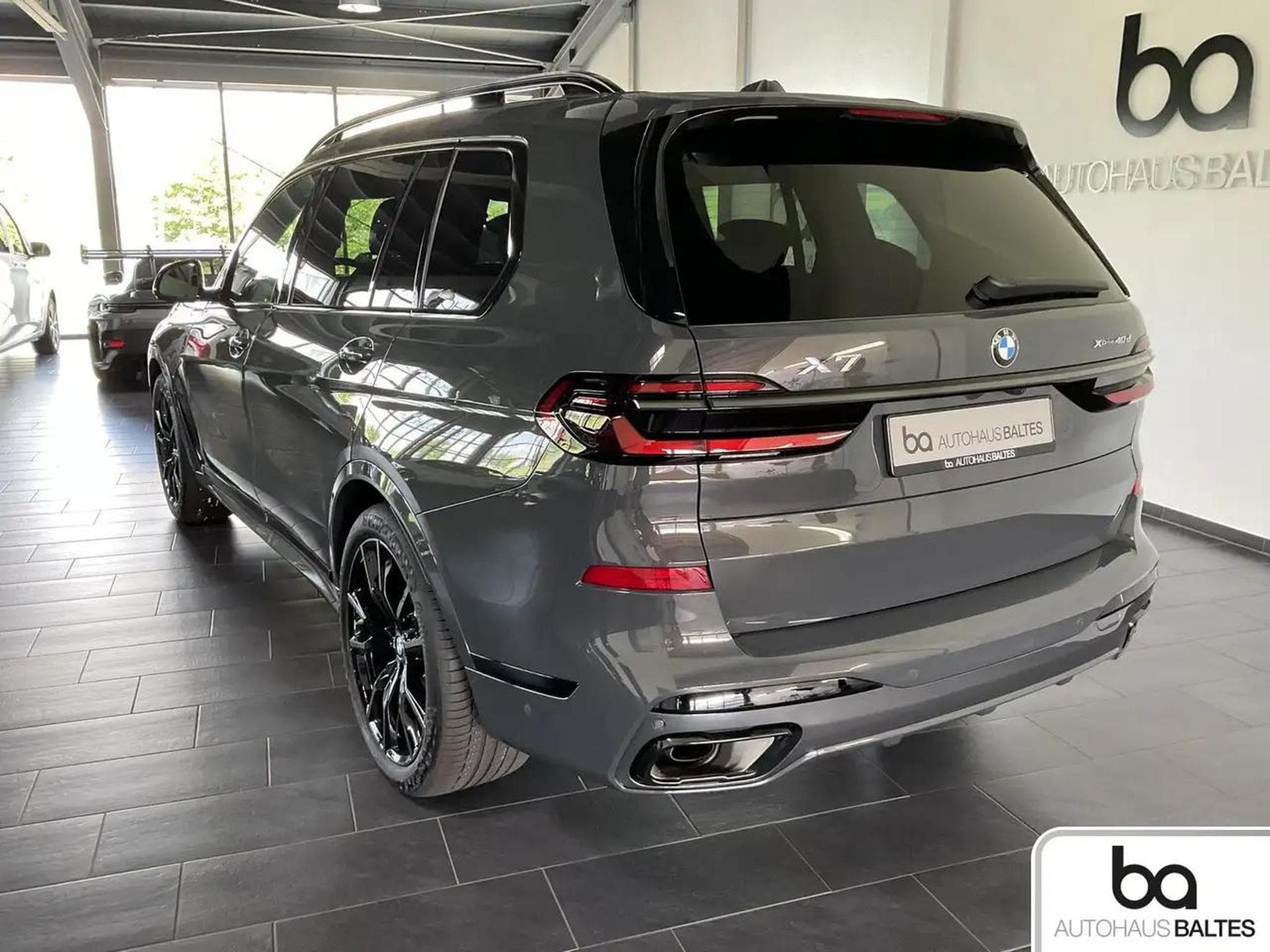 BMW X7 (2025) - Photo 4