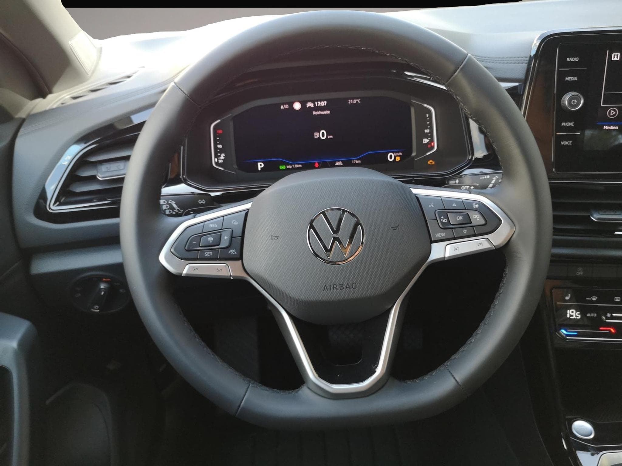 VW T-Roc (2026) - Photo 3