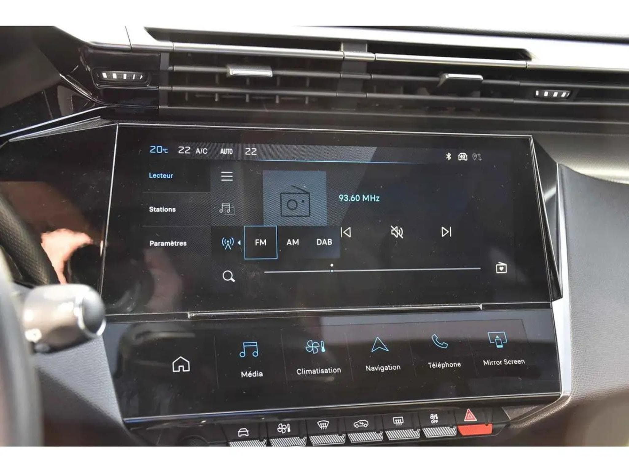 Peugeot 308 (2024) - Photo 11