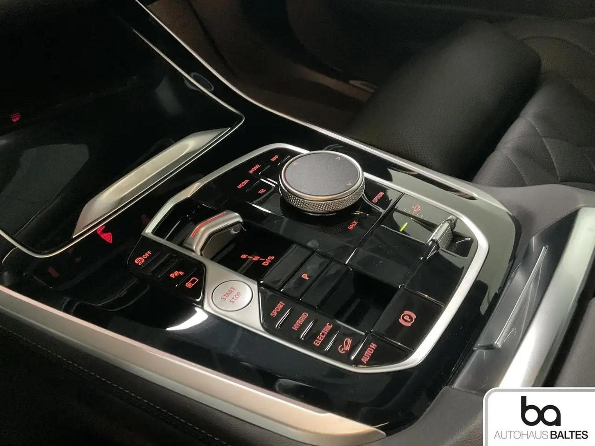 BMW X5 (2025) - Photo 10