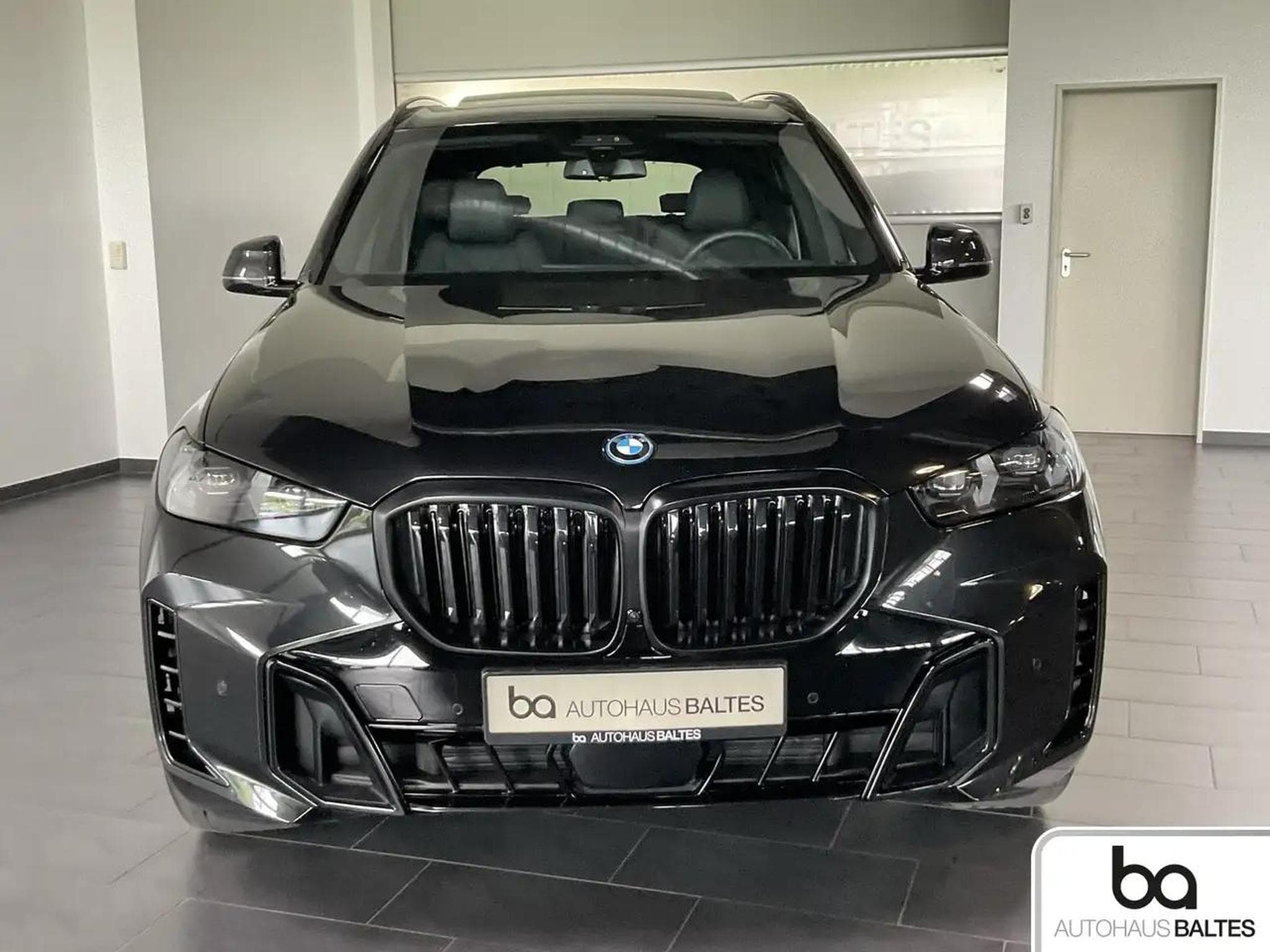 BMW X5 (2025) - Photo 2