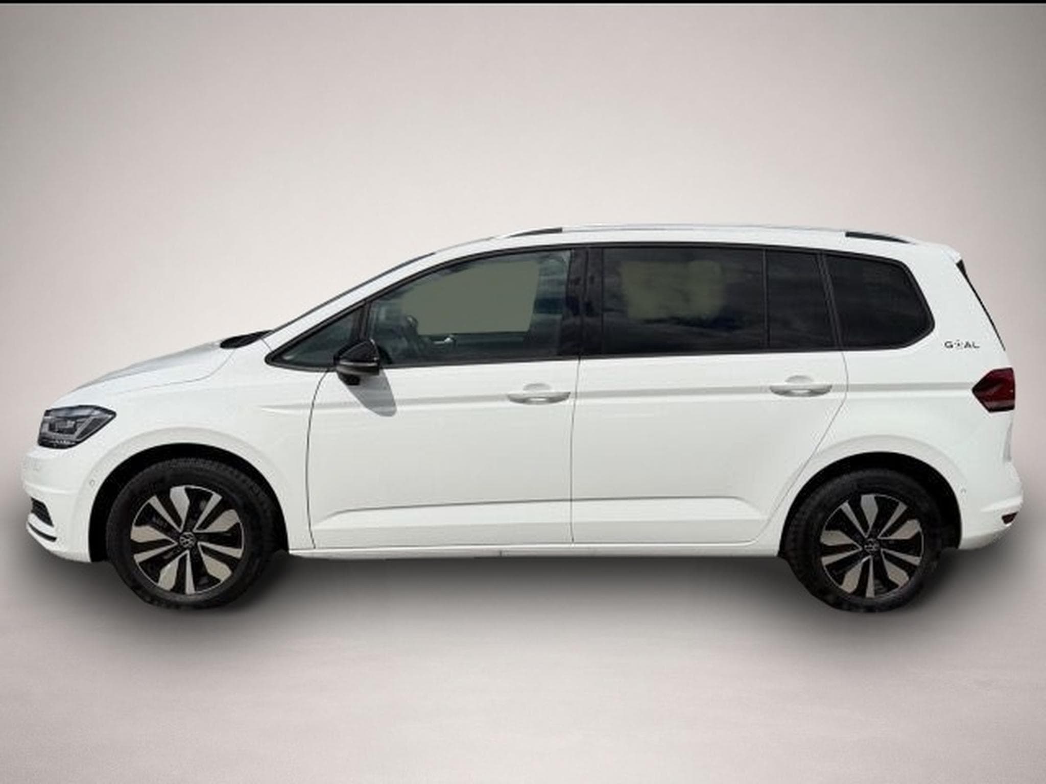 VW Touran (2025) - Photo 2